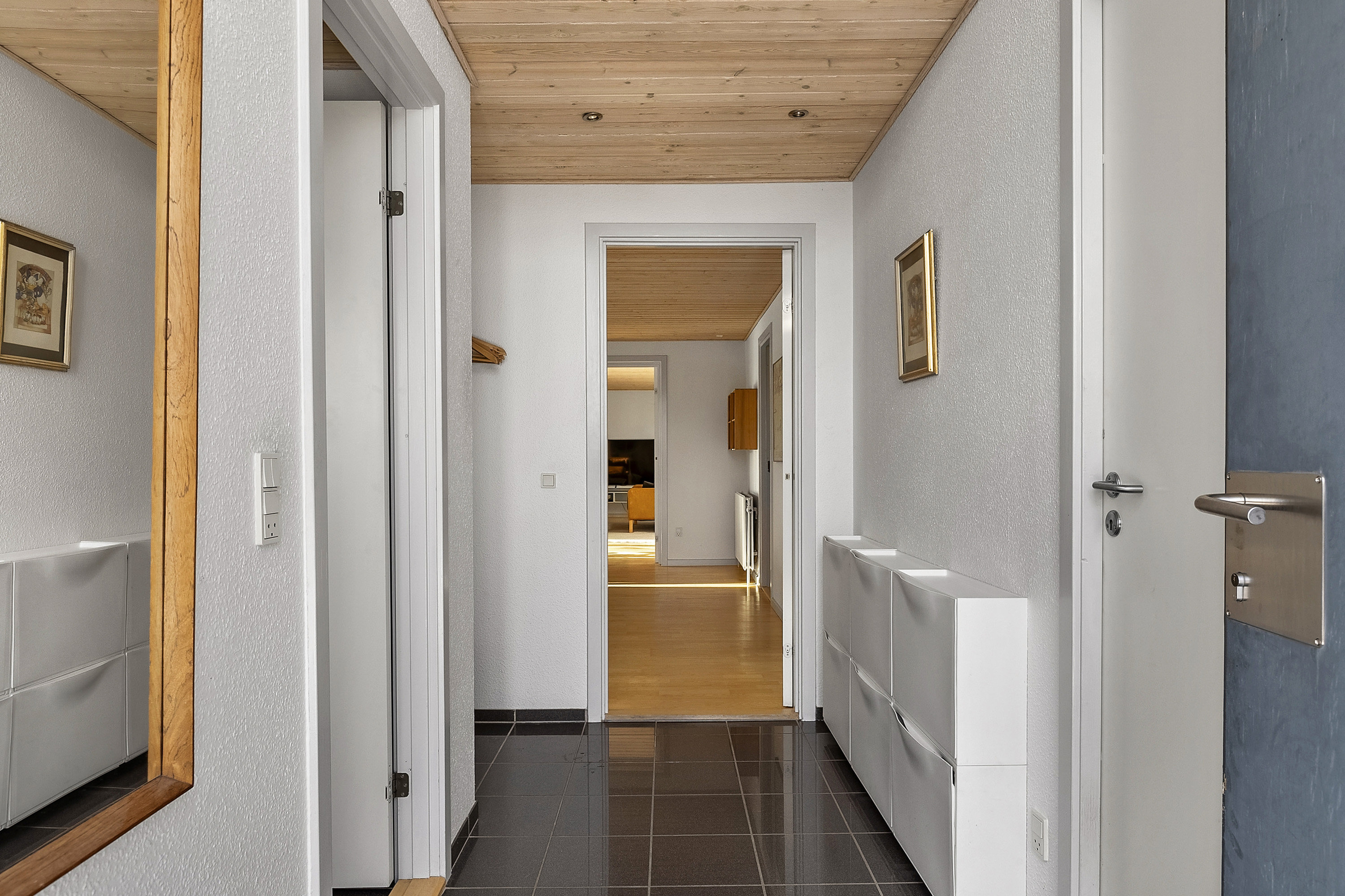 Fremhævet entré billede i fuldskærmstilstand. Billede af Syrenvænget 36, 8362 Hørning