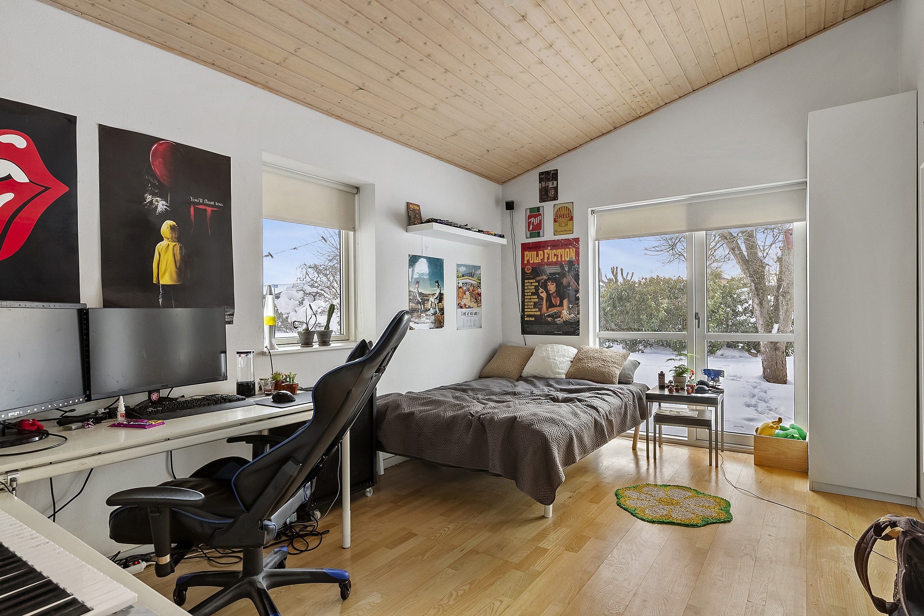 Fremhævet soveværelse billede i fuldskærmstilstand. Billede af Syrenvænget 36, 8362 Hørning