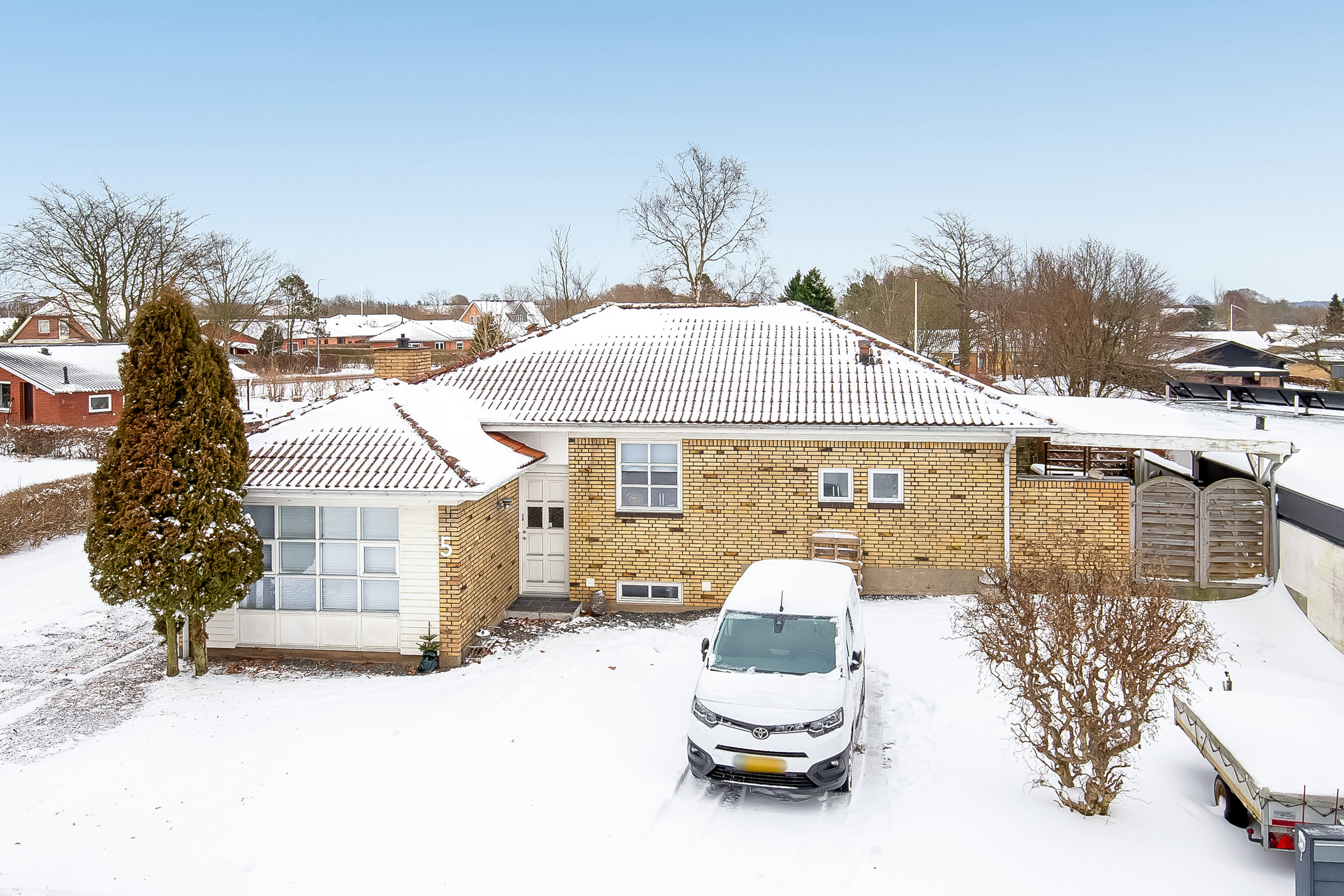 Fremhævet mastefoto billede i fuldskærmstilstand. Billede af Bøgelund 5, Ødsted, 7100 Vejle