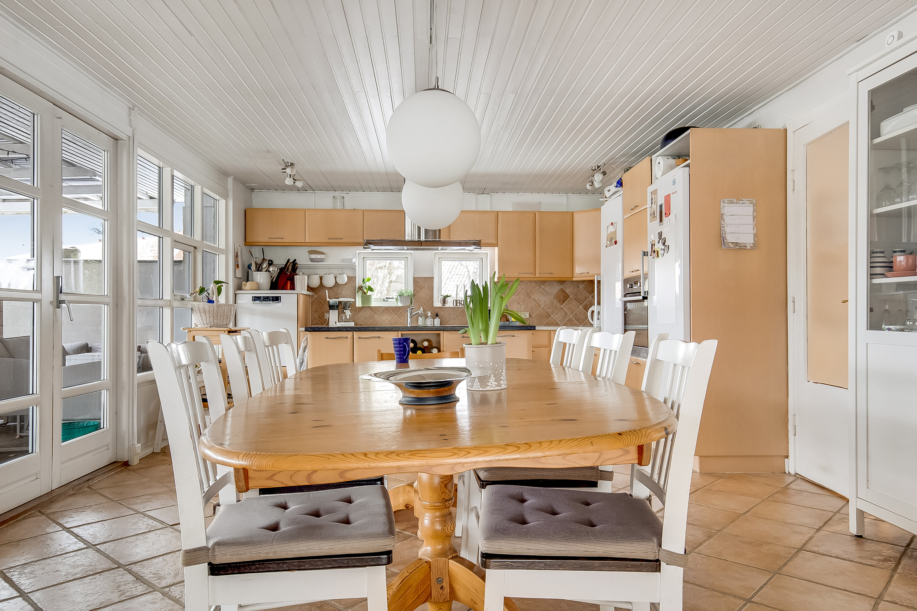 Fremhævet køkken alrum billede i fuldskærmstilstand. Billede af Bøgelund 5, Ødsted, 7100 Vejle