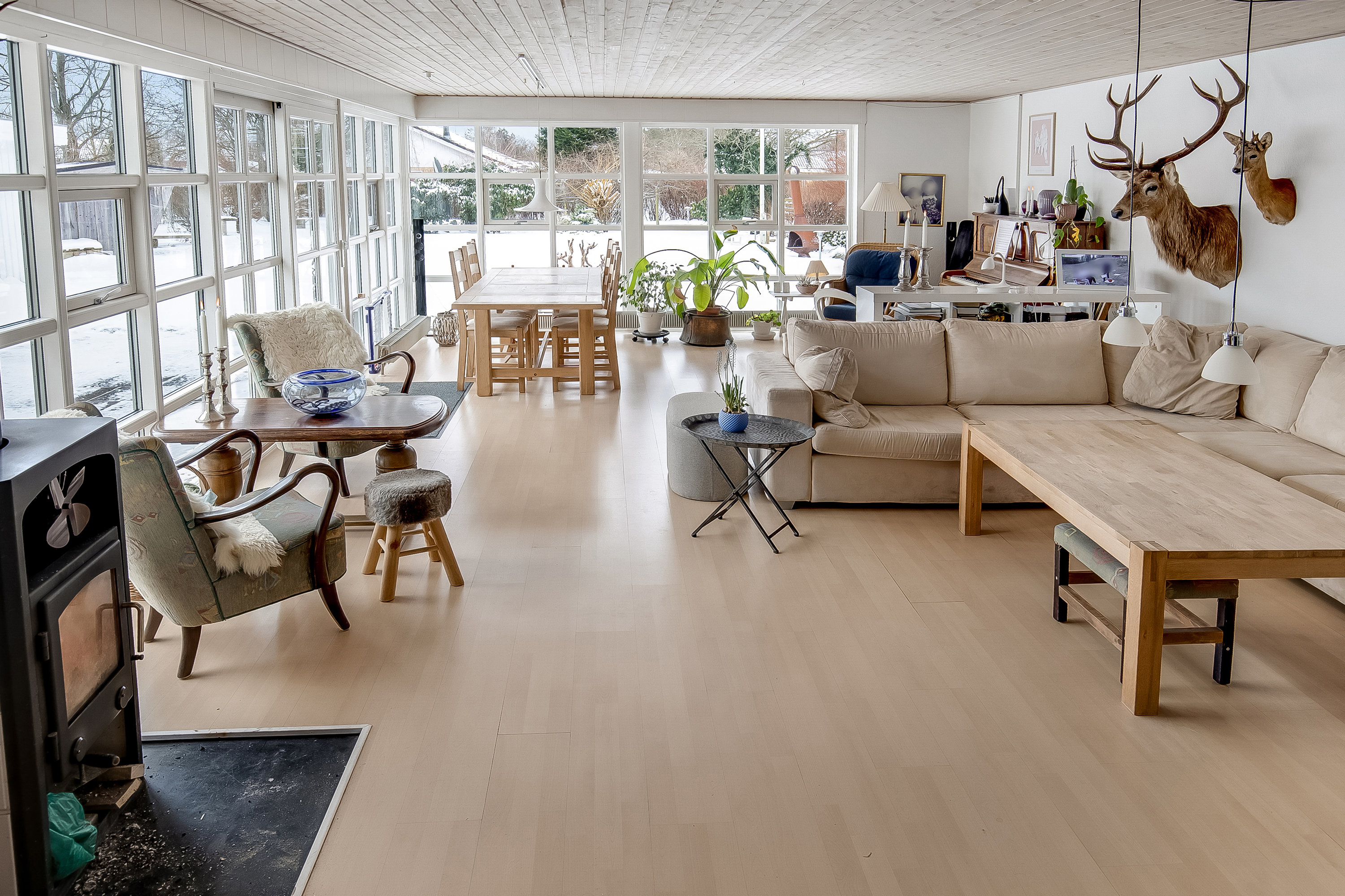 Fremhævet stue billede i fuldskærmstilstand. Billede af Bøgelund 5, Ødsted, 7100 Vejle