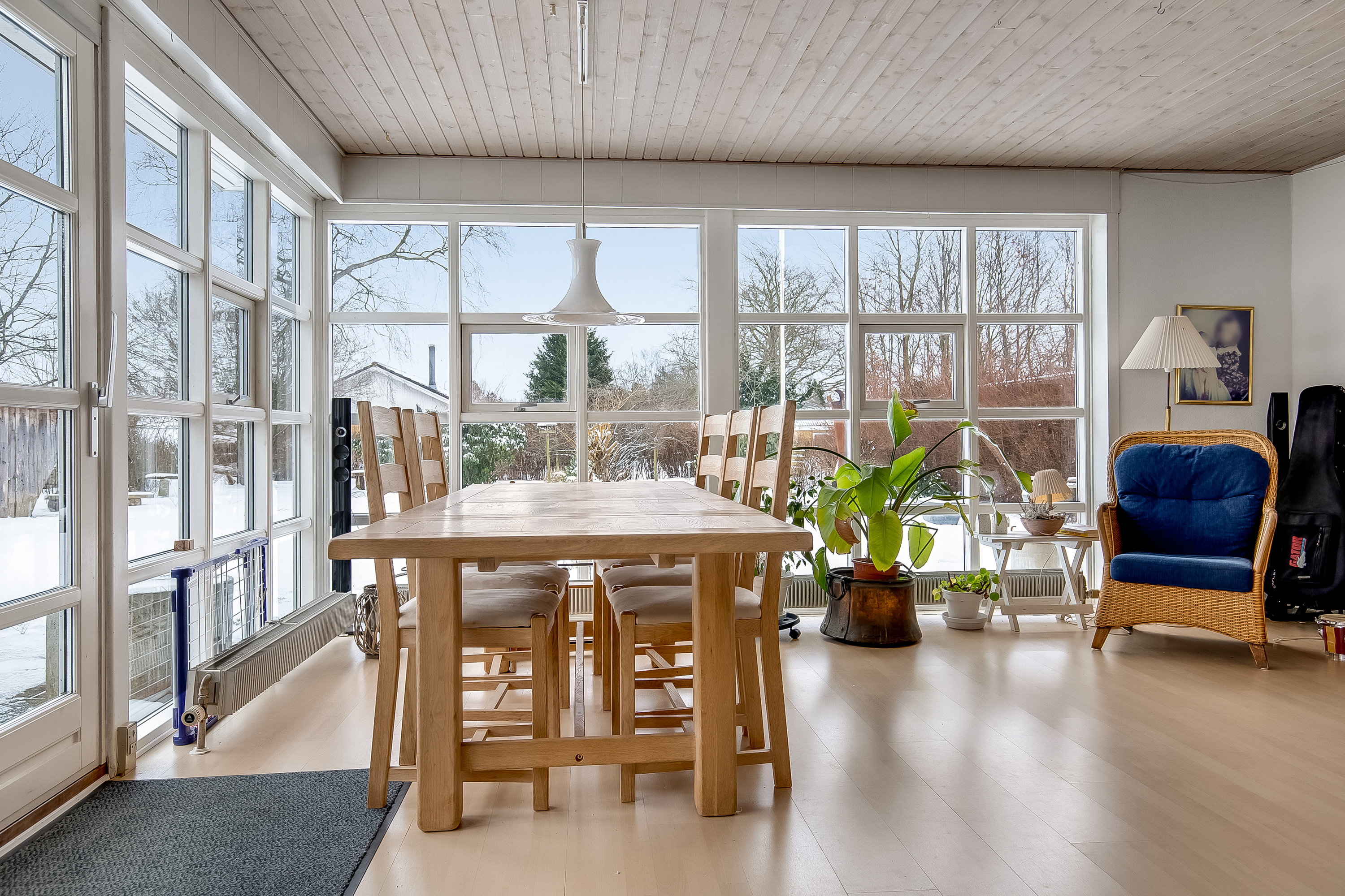 Fremhævet stue billede i fuldskærmstilstand. Billede af Bøgelund 5, Ødsted, 7100 Vejle