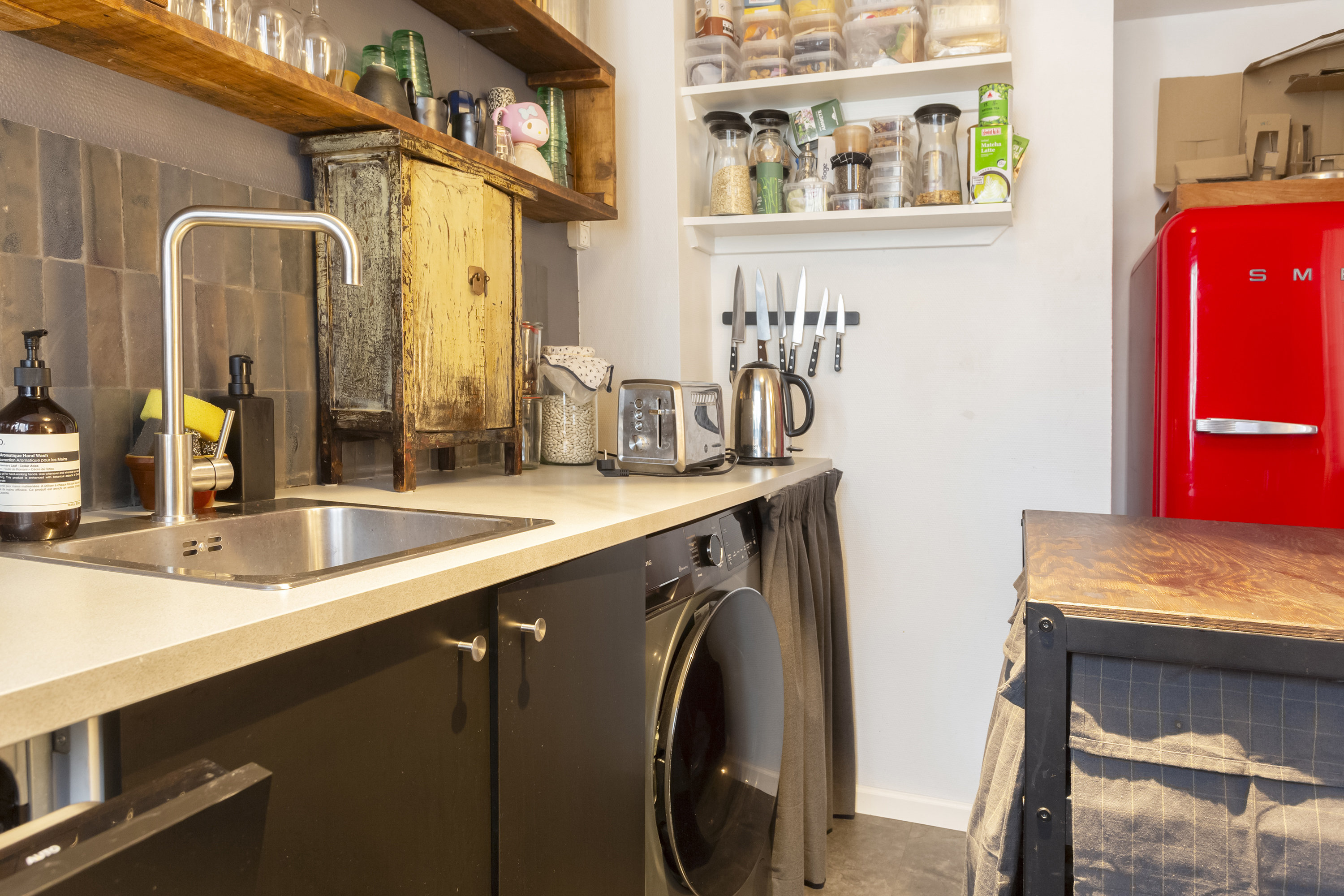 Fremhævet  billede i fuldskærmstilstand. Billede af Ålandsgade 45, 1. tv., 2300 København S