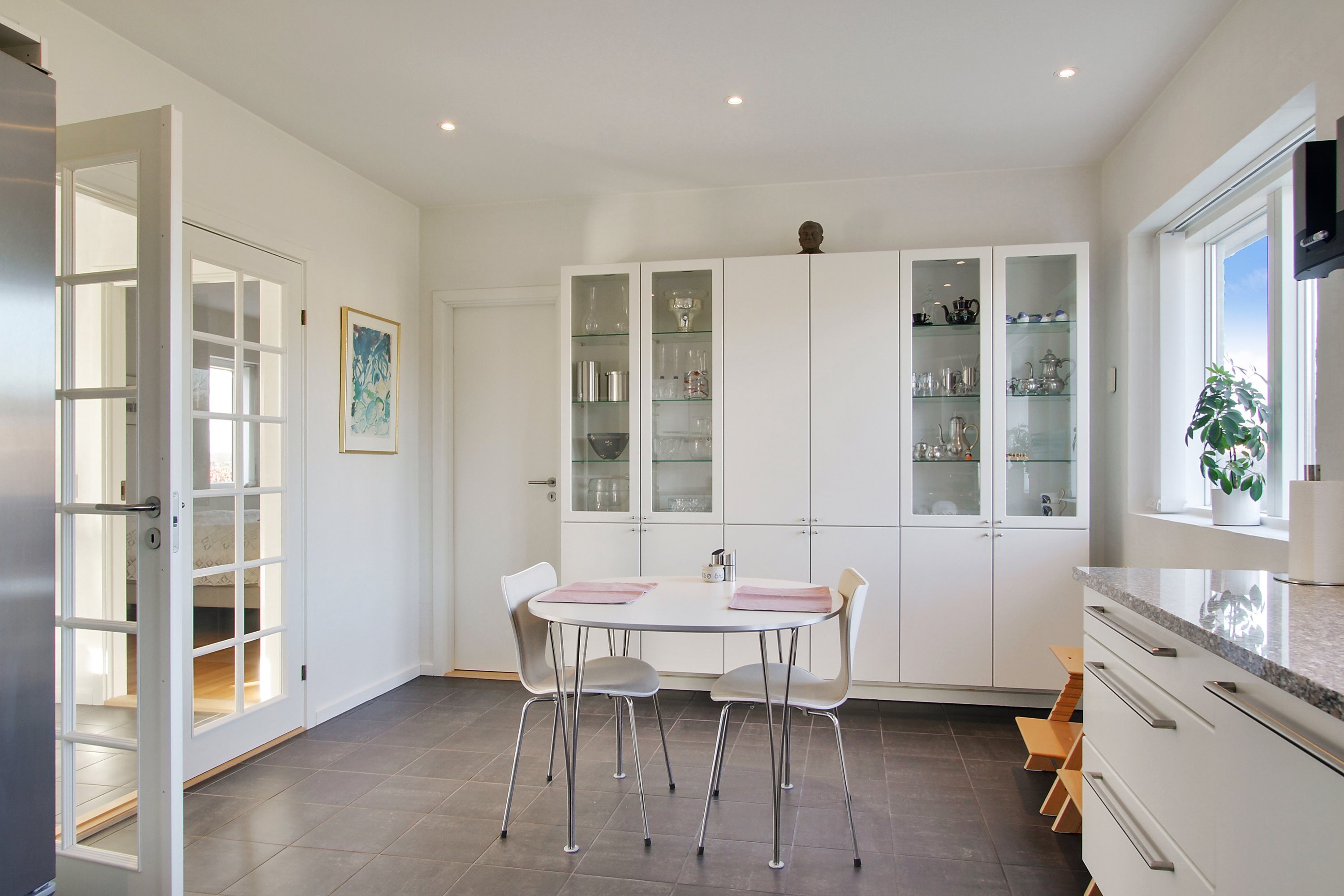 Fremhævet køkken billede i fuldskærmstilstand. Billede af Højdedraget 110, 9530 Støvring