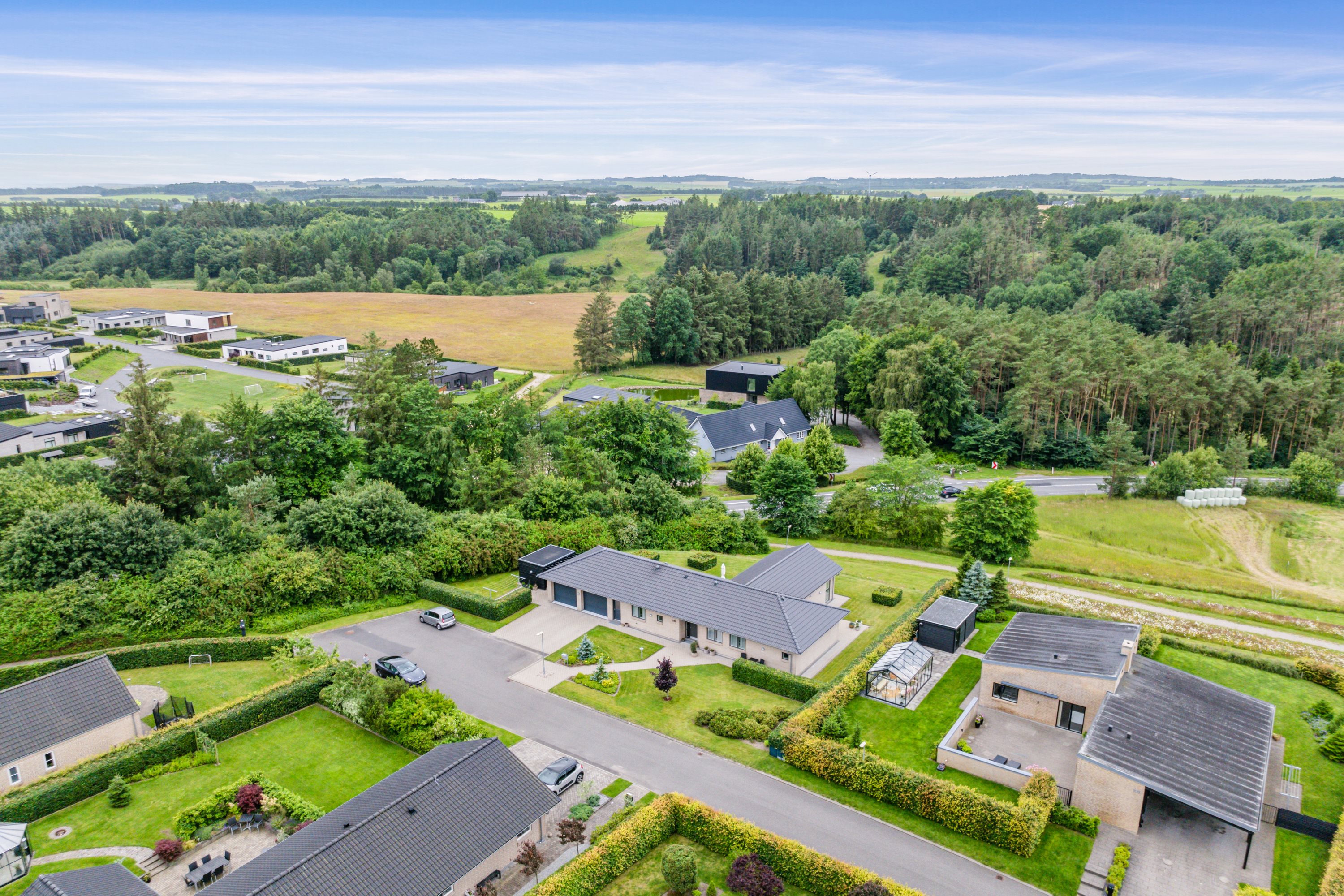 Fremhævet luftfoto billede i fuldskærmstilstand. Billede af Højdedraget 110, 9530 Støvring