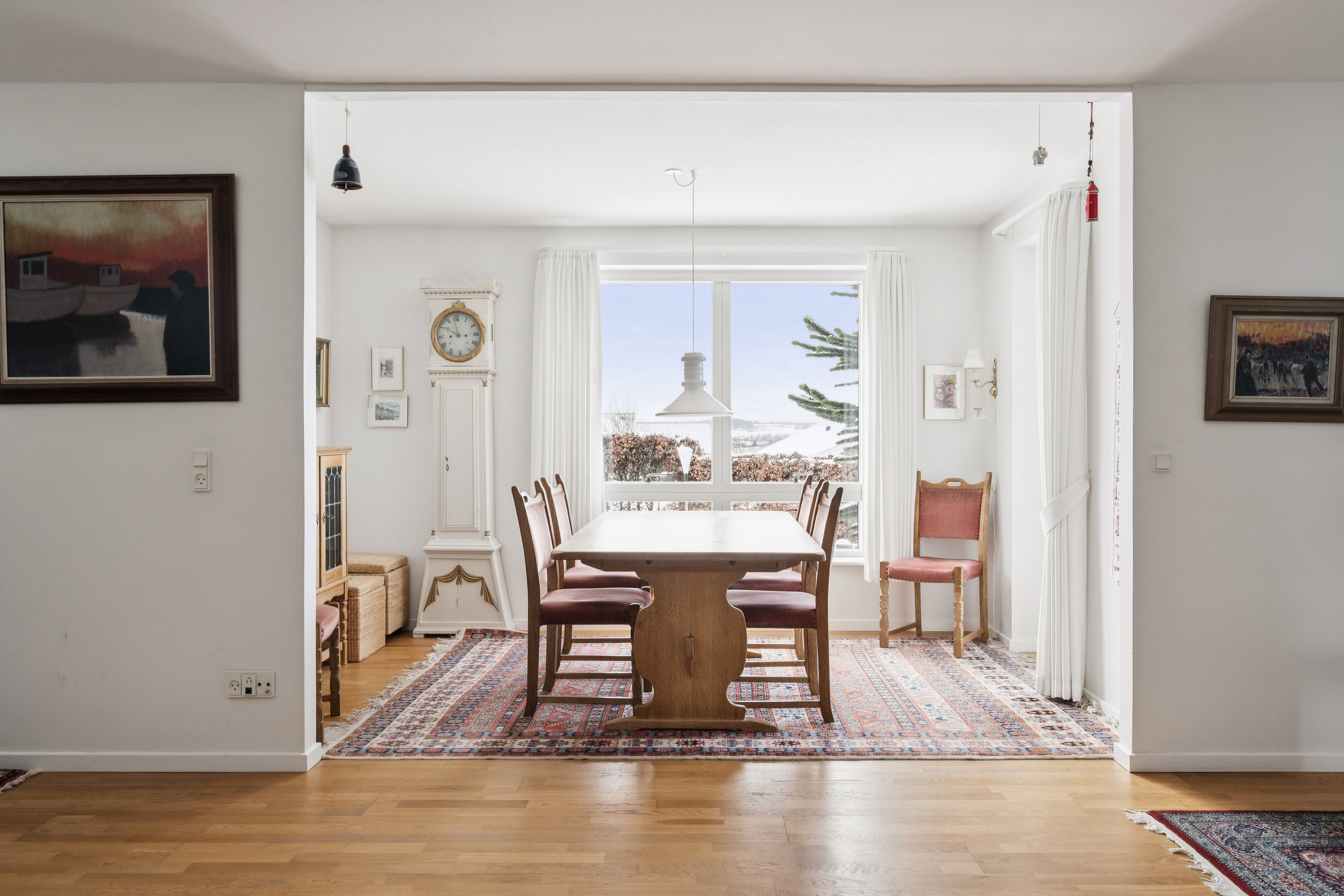 Fremhævet stue billede i fuldskærmstilstand. Billede af Højager 40, 8382 Hinnerup