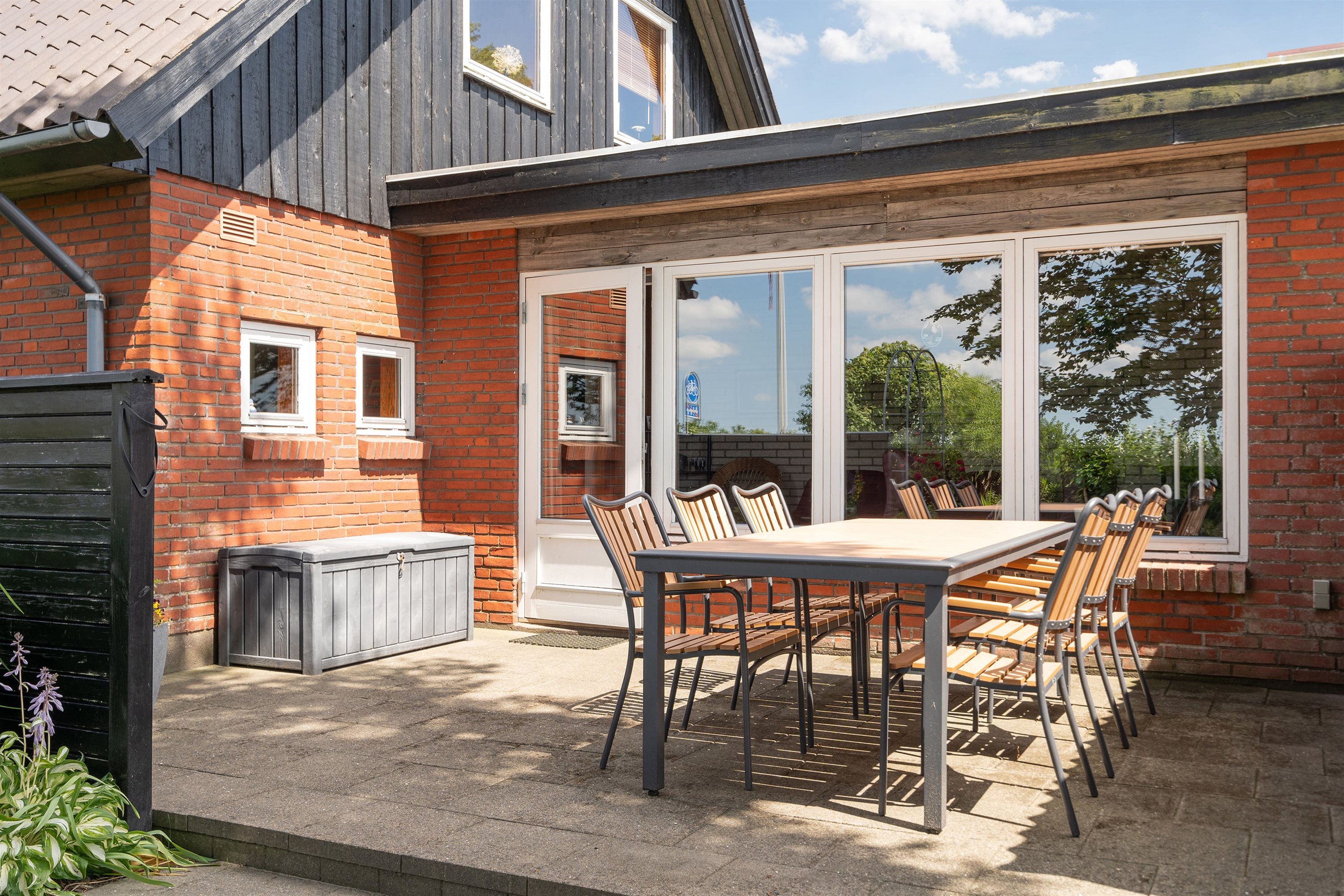 Fremhævet terrasse billede i fuldskærmstilstand. Billede af Agertoften 2, Tinghøj, 6800 Varde