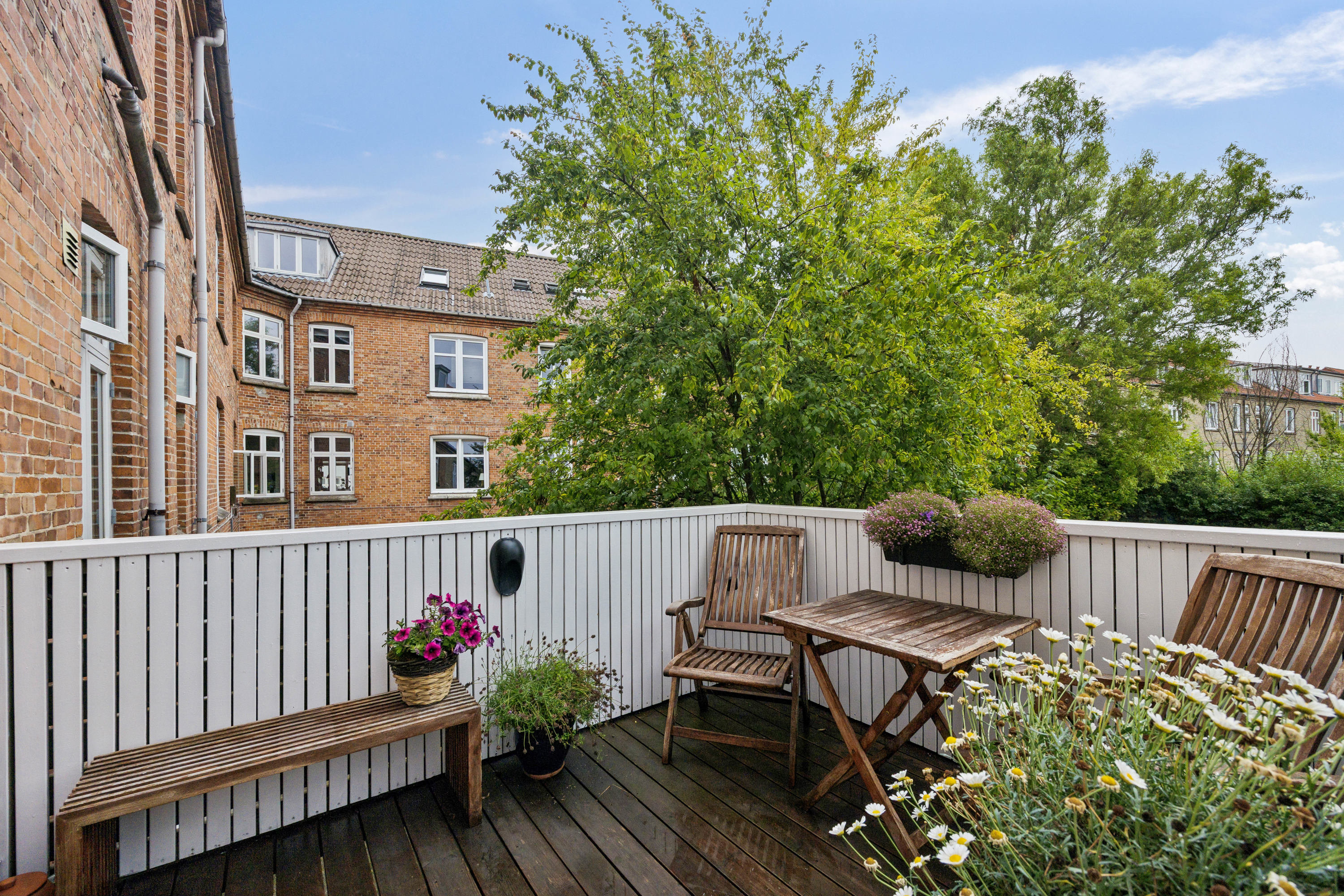 Fremhævet terasse billede i fuldskærmstilstand. Billede af Sverigesgade 3, st.. th., 9000 Aalborg