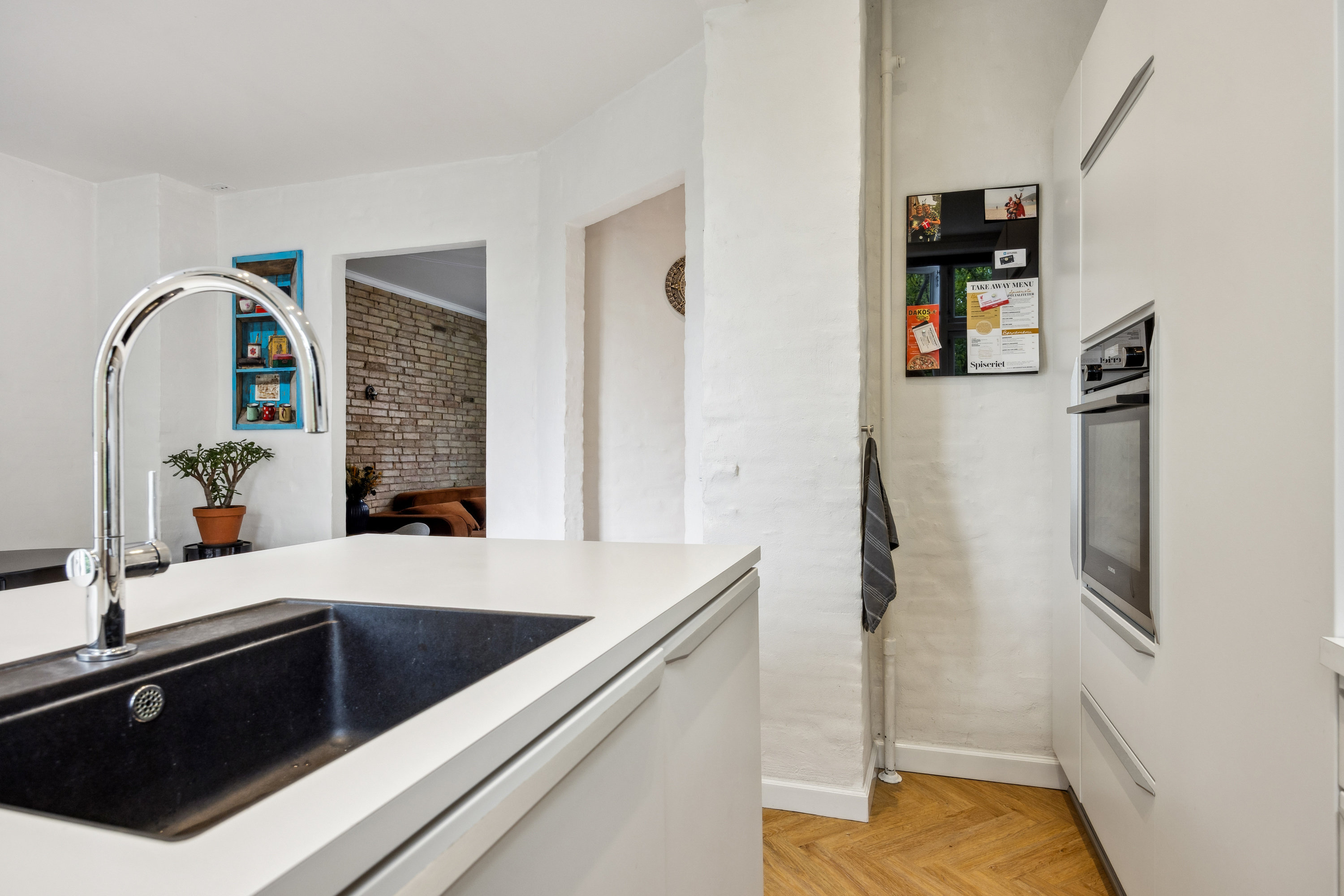 Fremhævet køkken billede i fuldskærmstilstand. Billede af Sverigesgade 3, st.. th., 9000 Aalborg
