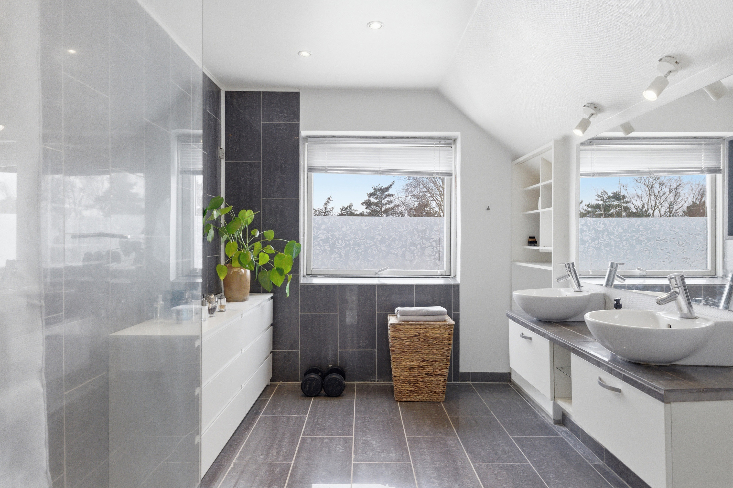 Fremhævet  billede i fuldskærmstilstand. Billede af Abildhøjvej 29, 8260 Viby J