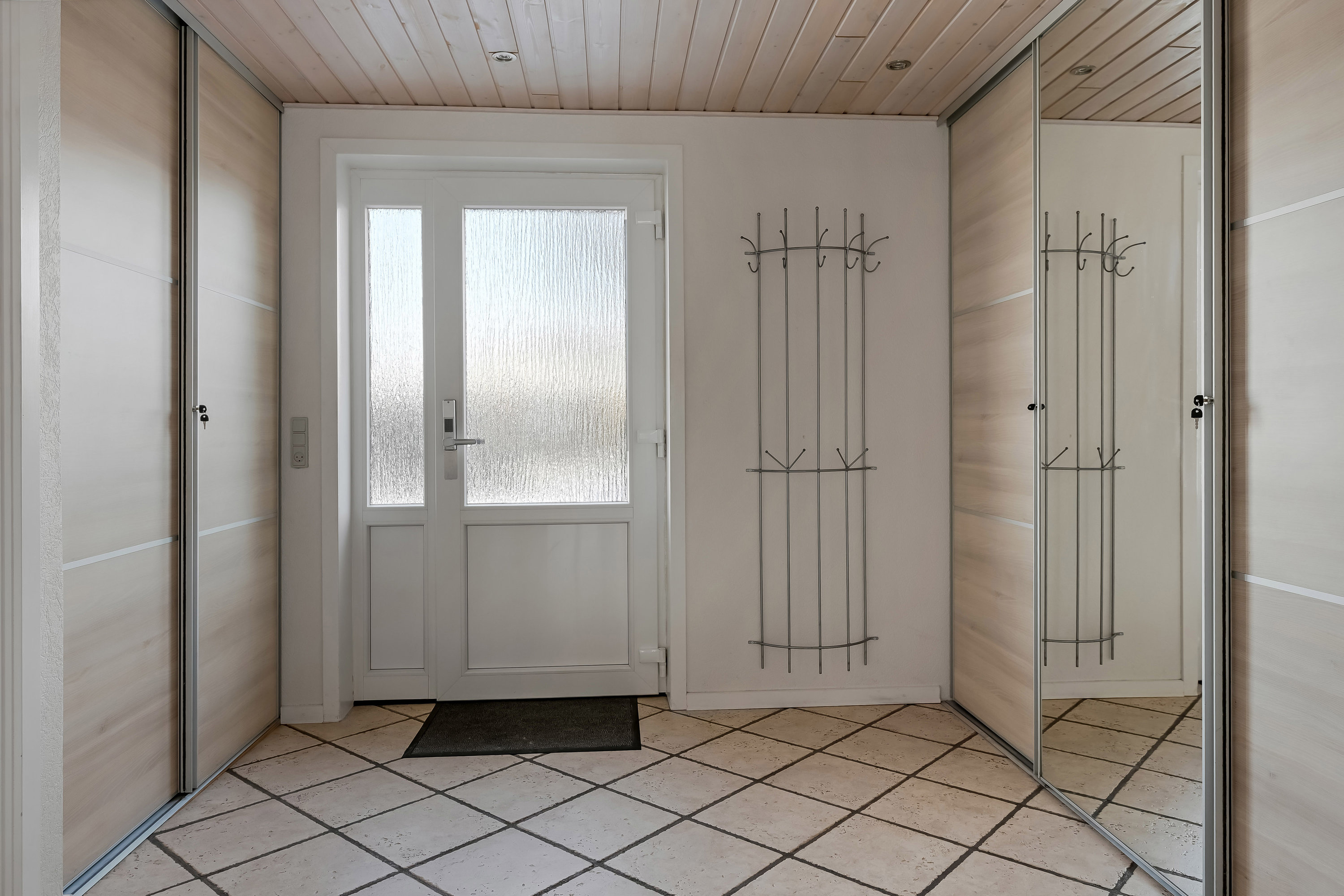 Fremhævet entré billede i fuldskærmstilstand. Billede af Egevænget 415, 7190 Billund