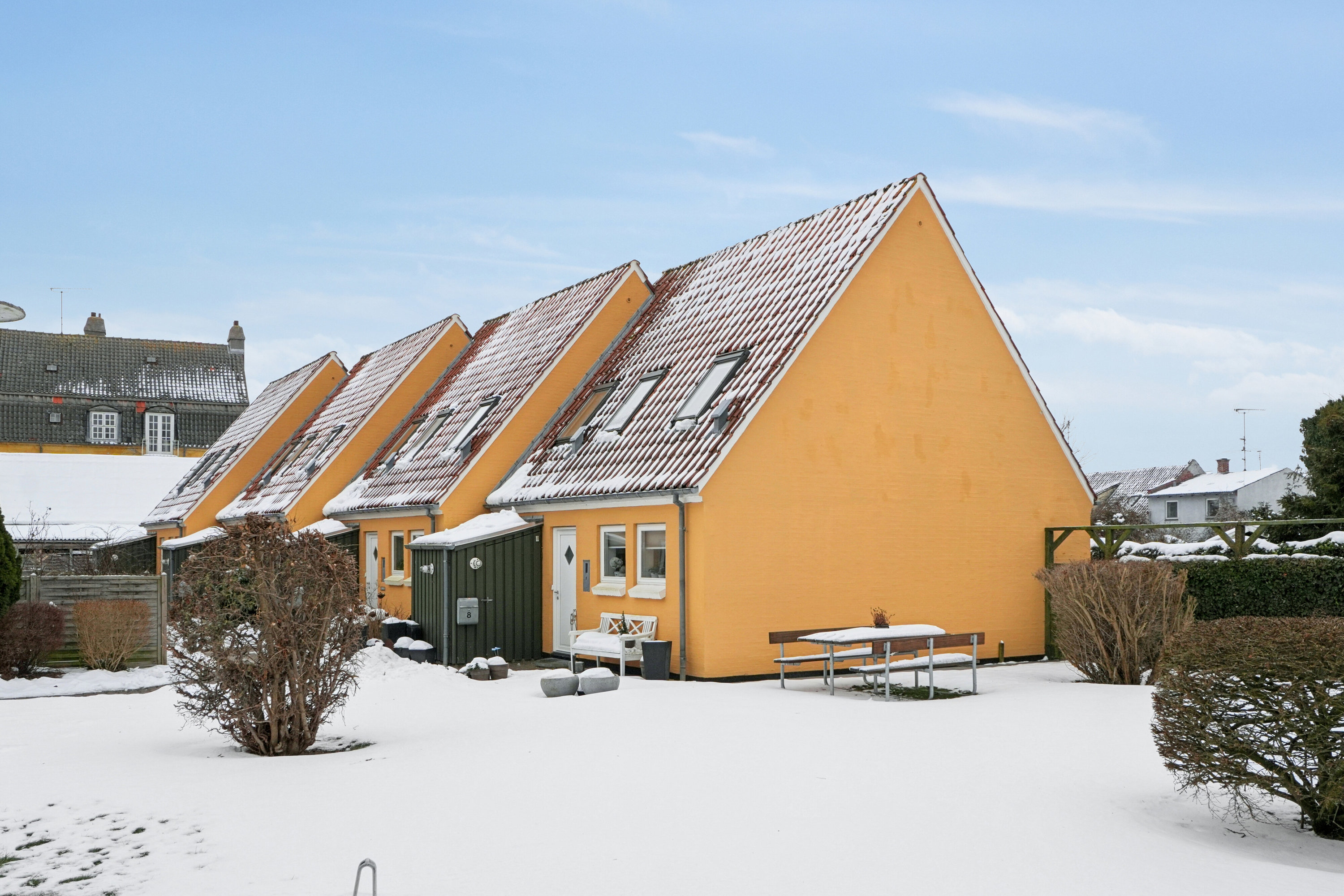 Fremhævet set fra haven billede i fuldskærmstilstand. Billede af Nørreport 8, 5900 Rudkøbing