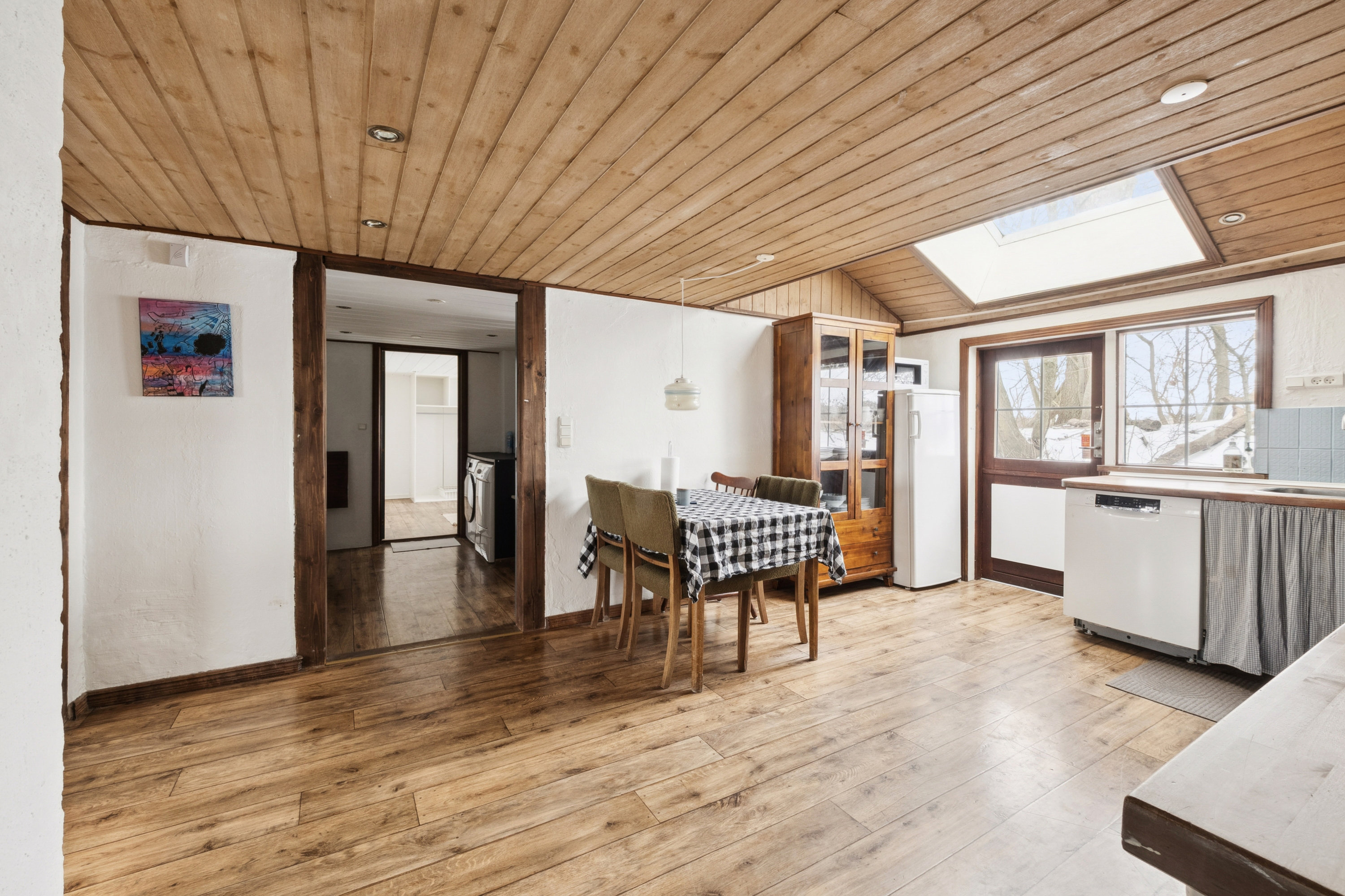 Fremhævet stue billede i fuldskærmstilstand. Billede af Kalundborgvej 20, Vejerslev, 7980 Vils