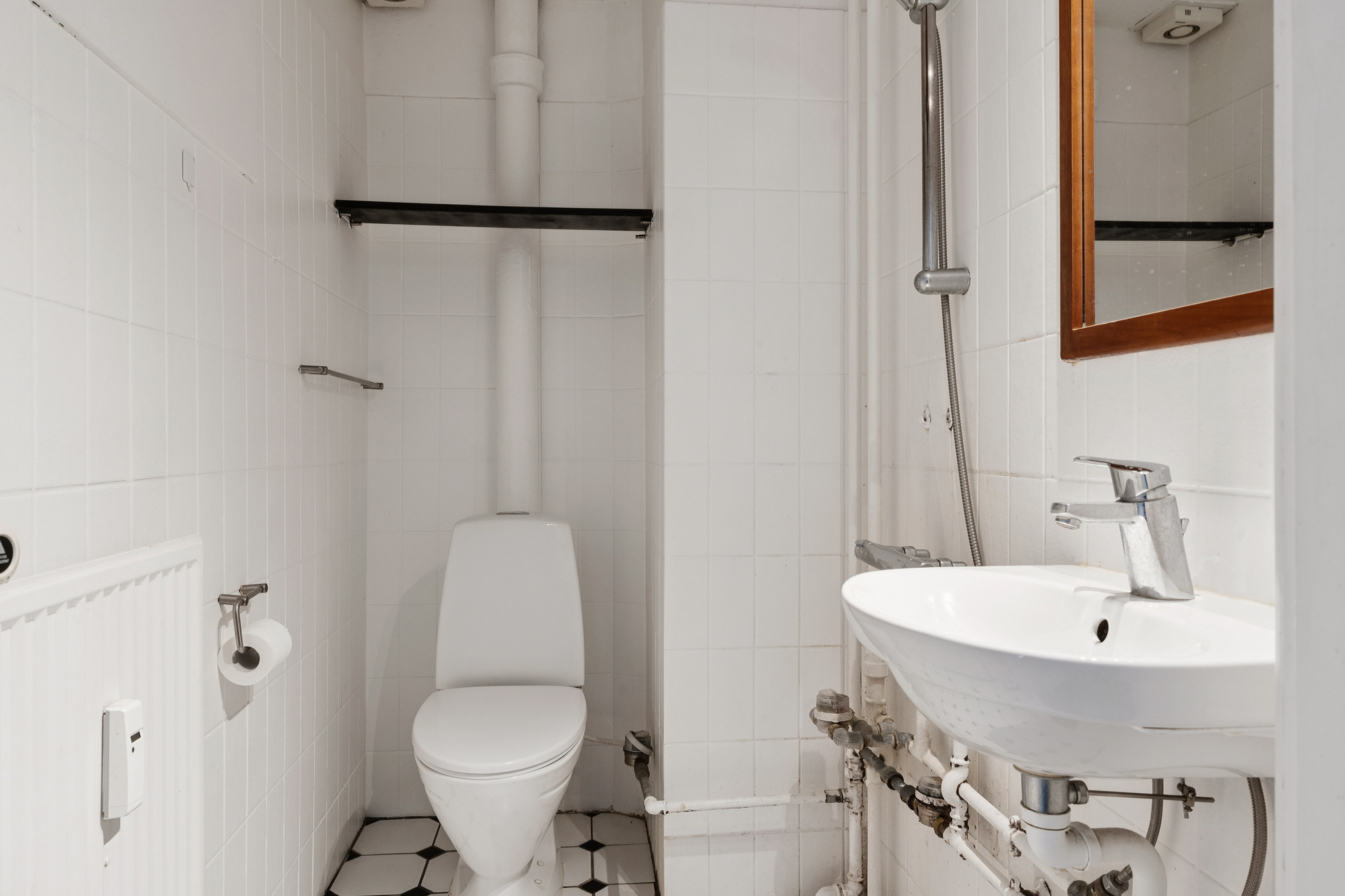 Fremhævet badeværelse billede i fuldskærmstilstand. Billede af Egholmsgade 2, 2. tv., 9000 Aalborg