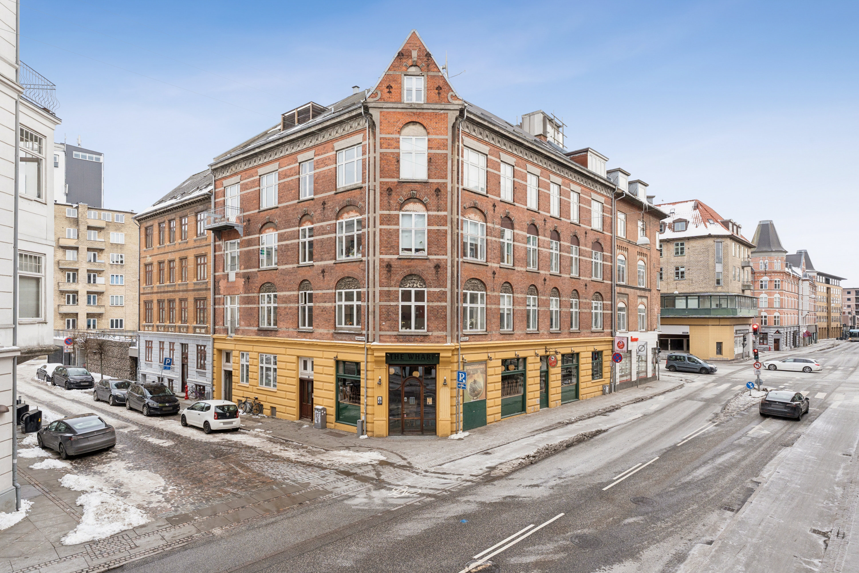 Fremhævet ejendommen billede i fuldskærmstilstand. Billede af Egholmsgade 2, 2. tv., 9000 Aalborg