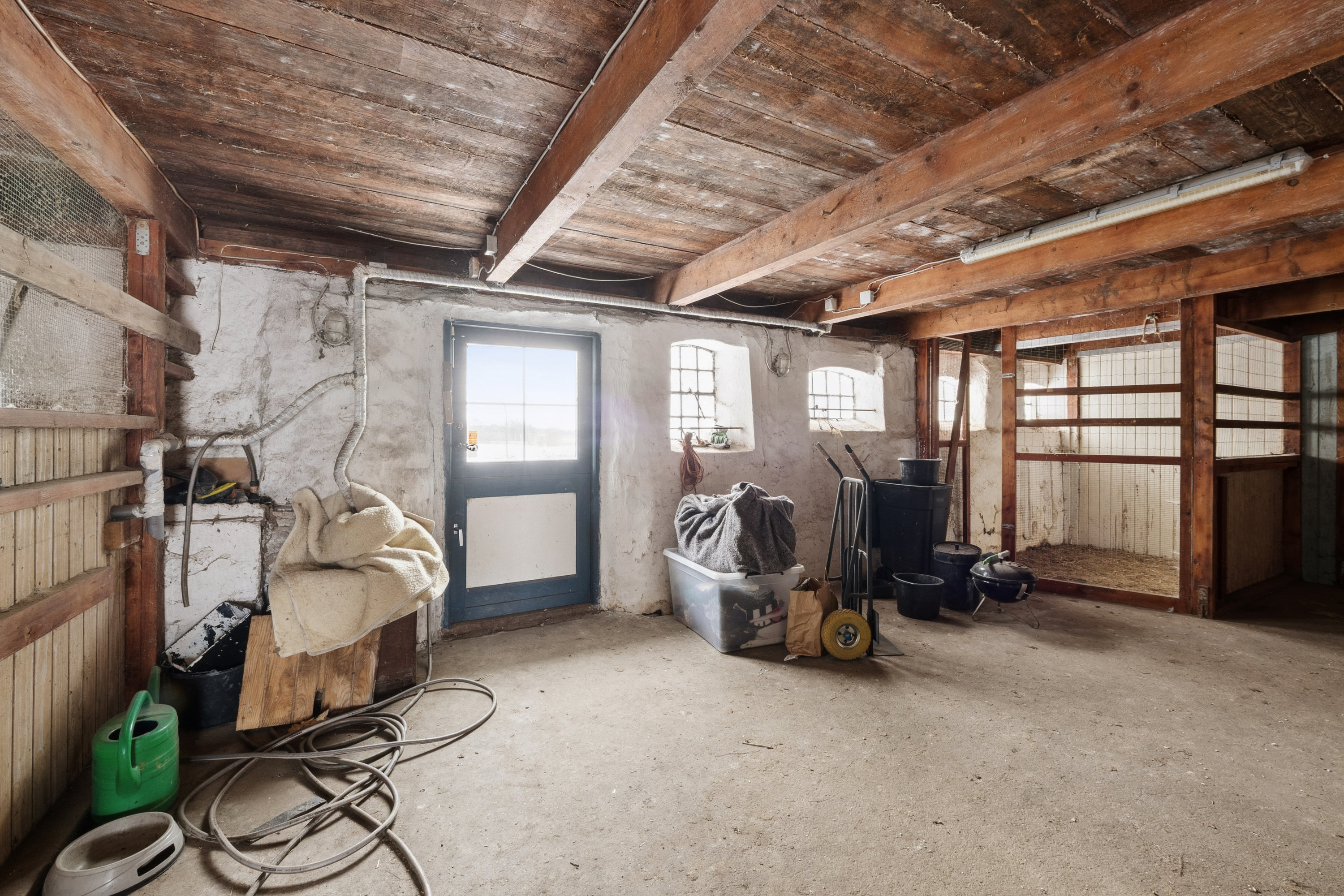 Fremhævet stald billede i fuldskærmstilstand. Billede af Kalundborgvej 20, Vejerslev, 7980 Vils