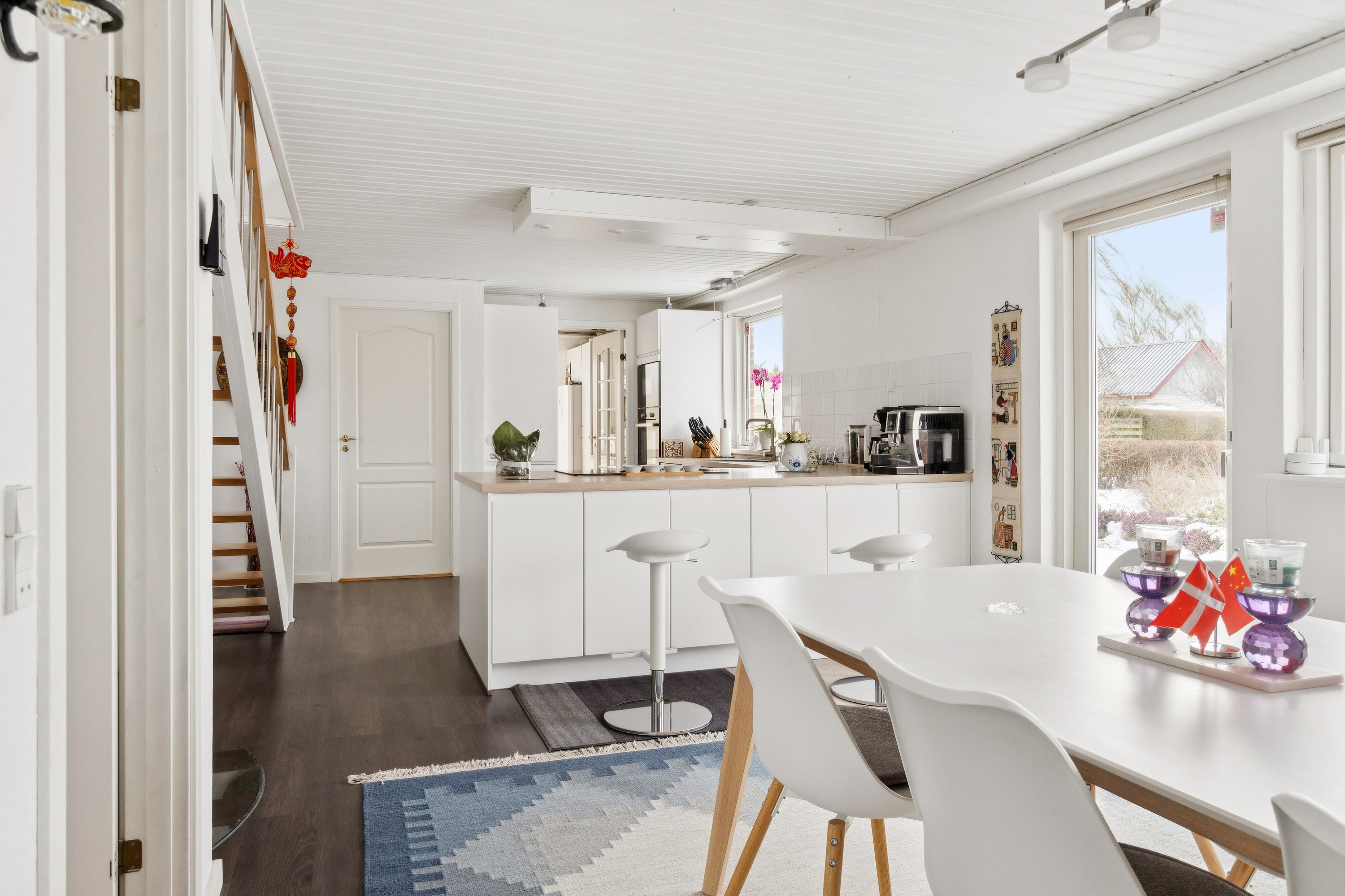 Fremhævet køkken/alrum billede i fuldskærmstilstand. Billede af Figenvej 75, 4700 Næstved