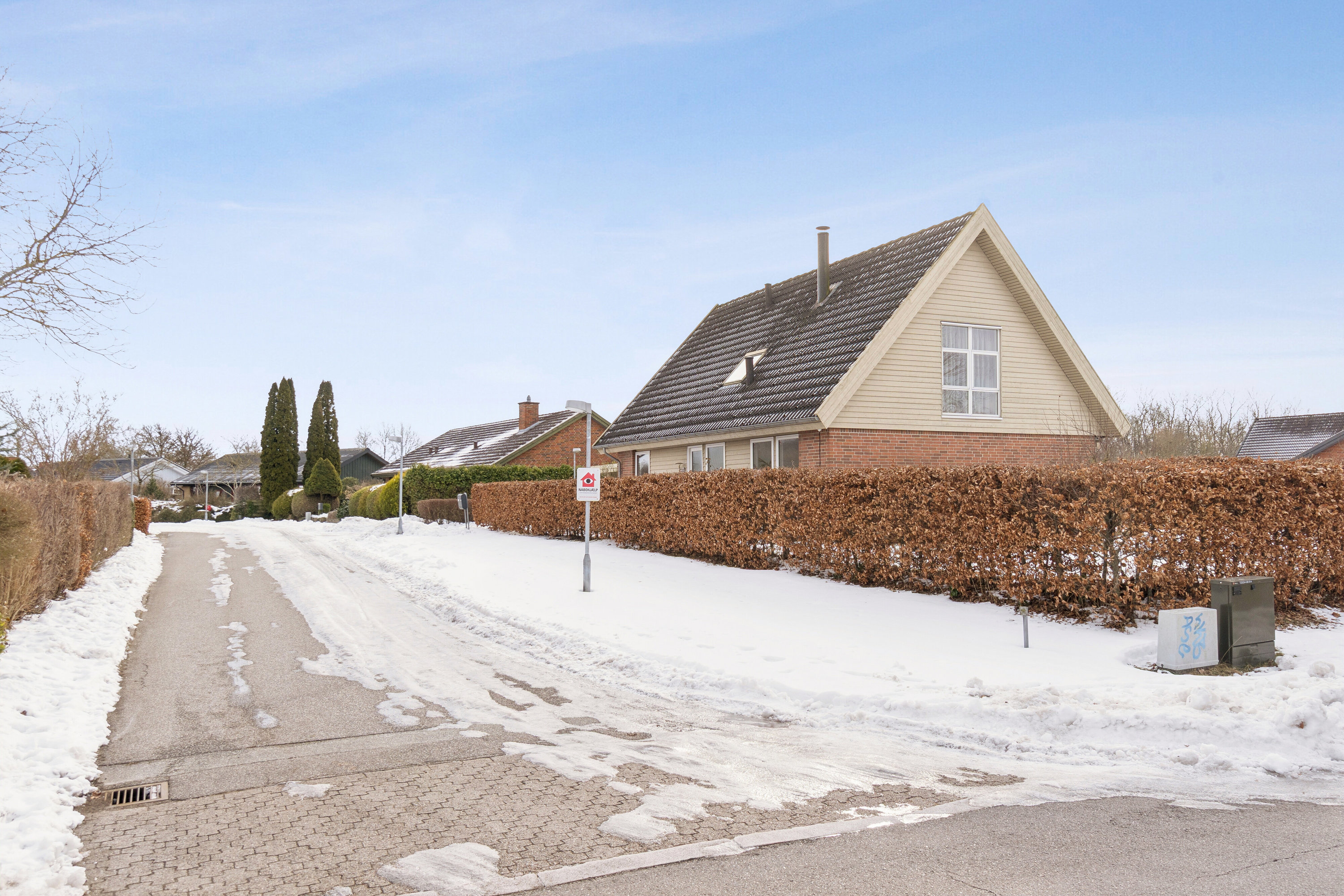 Fremhævet set fra vejen billede i fuldskærmstilstand. Billede af Figenvej 75, 4700 Næstved