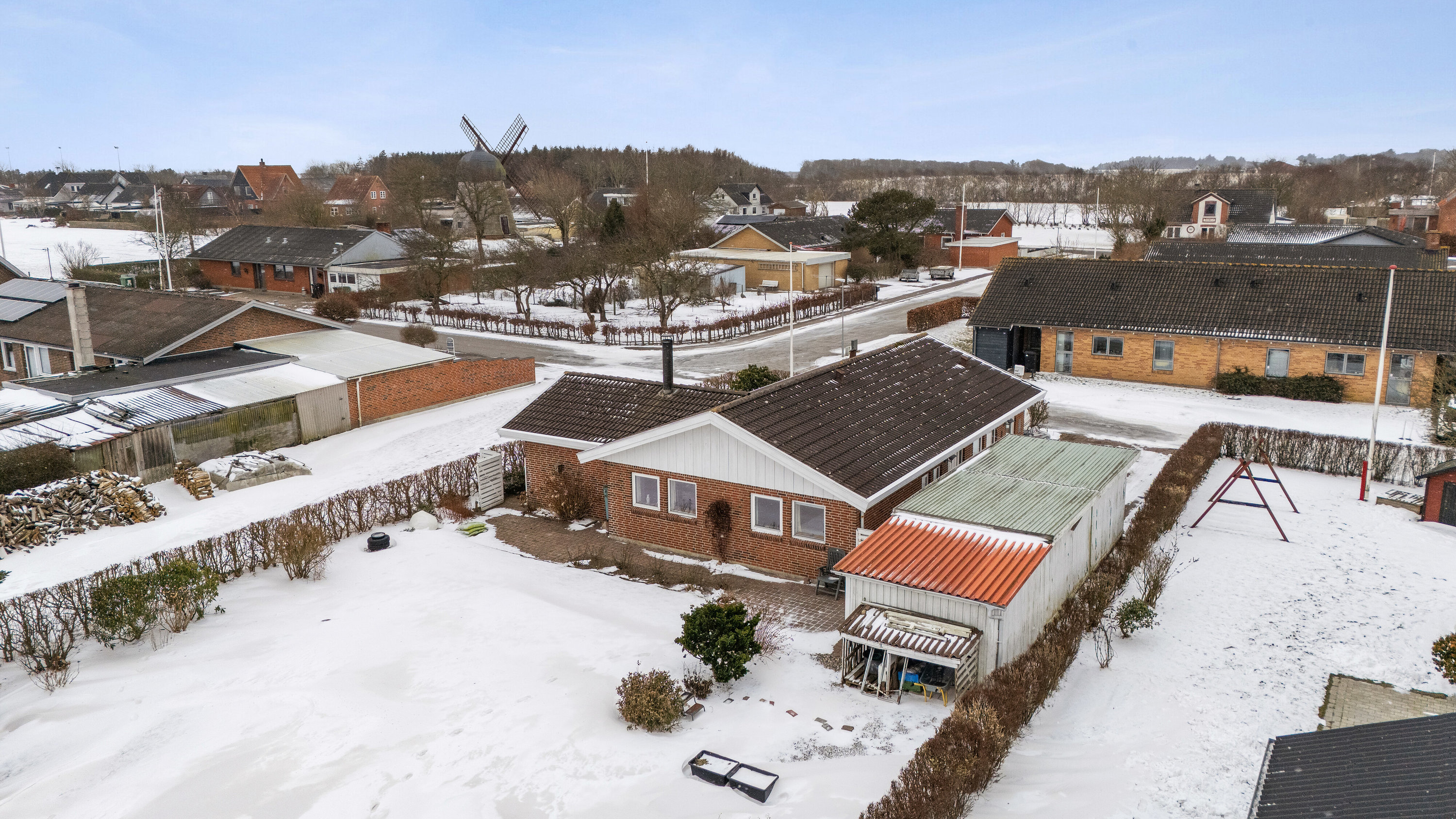 Fremhævet luftfoto billede i fuldskærmstilstand. Billede af Møllevænget 15, Lyngs, 7790 Thyholm