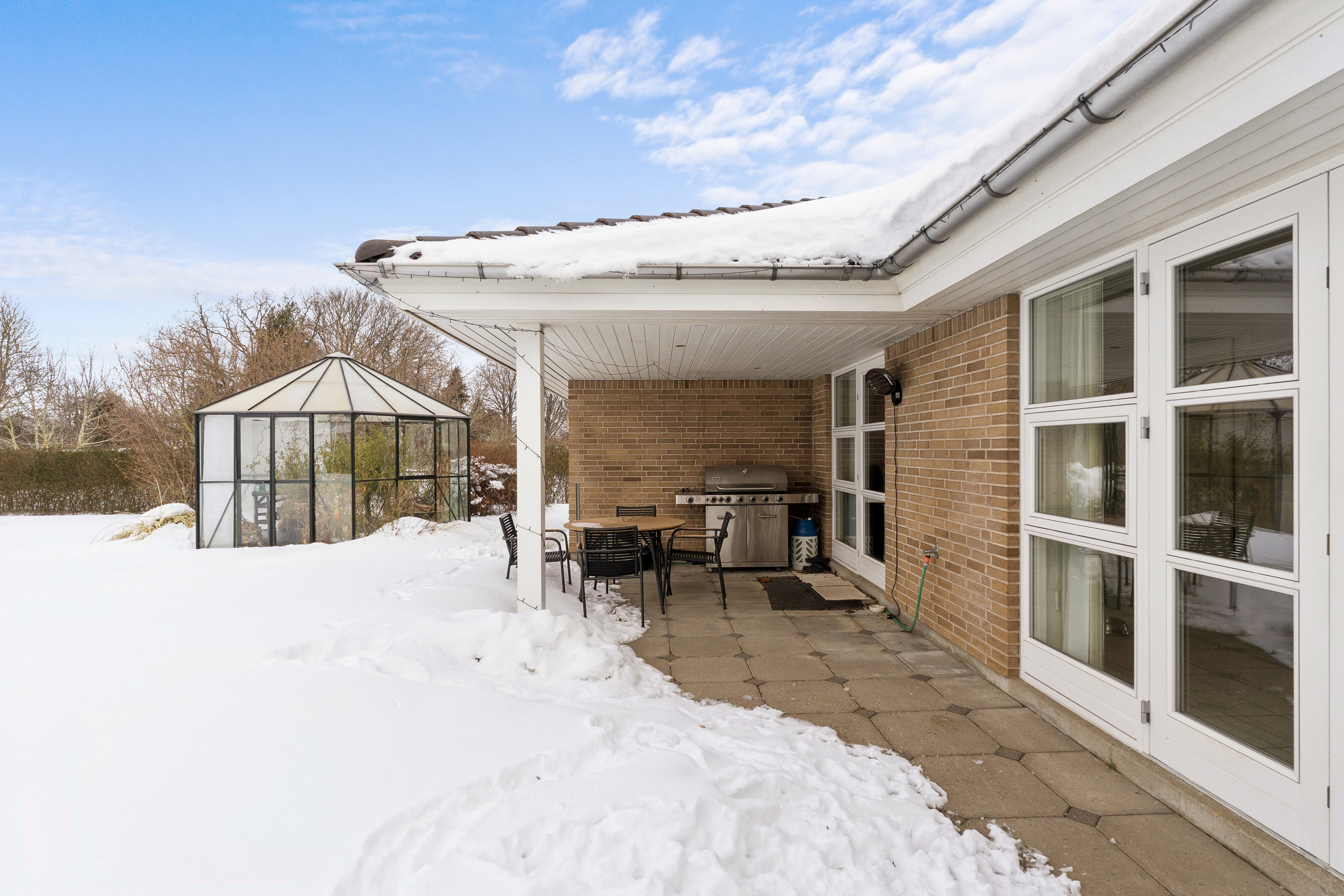 Fremhævet udendørs billede i fuldskærmstilstand. Billede af Maegaardsvej 2, 5856 Ryslinge