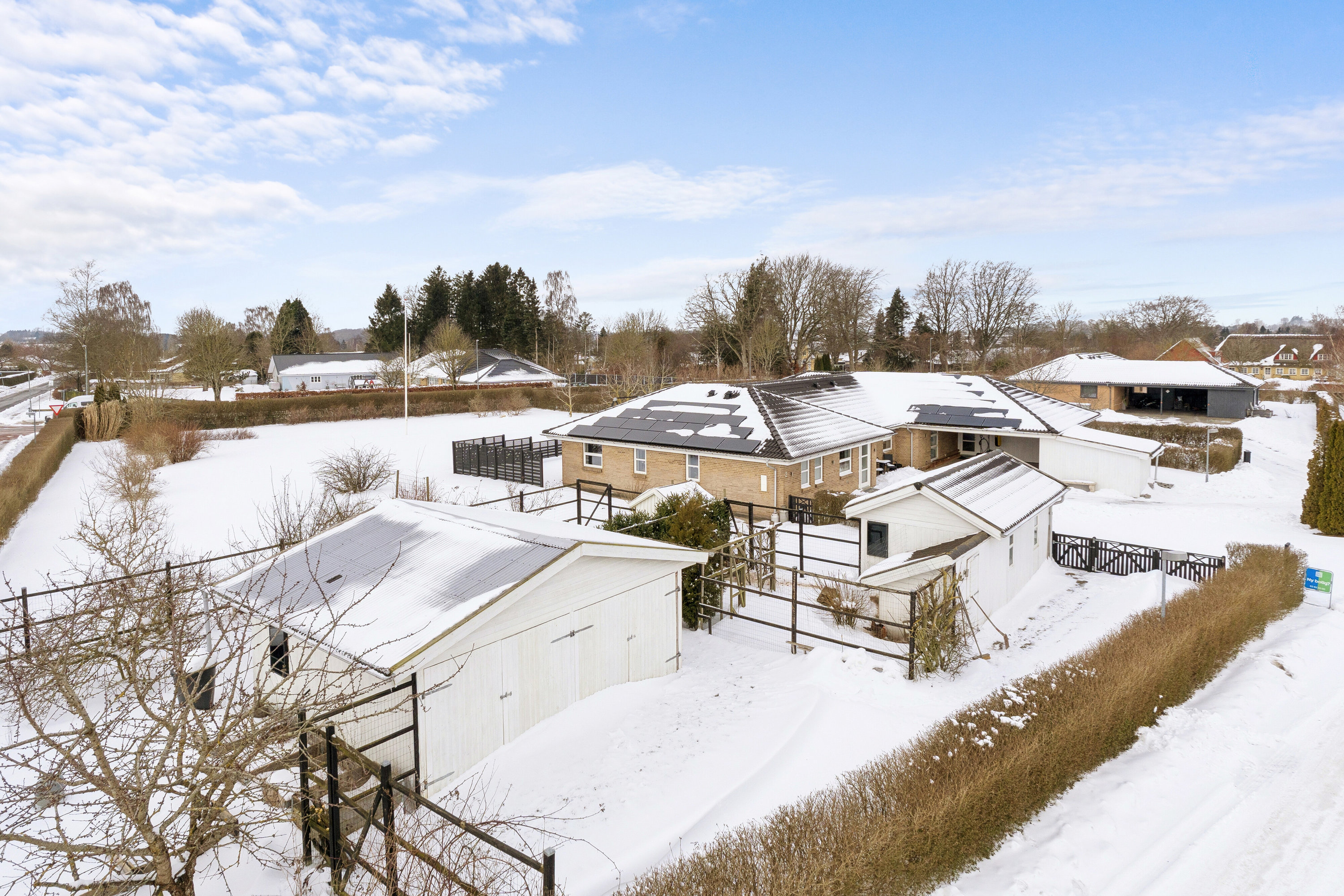 Fremhævet luftfoto billede i fuldskærmstilstand. Billede af Maegaardsvej 2, 5856 Ryslinge