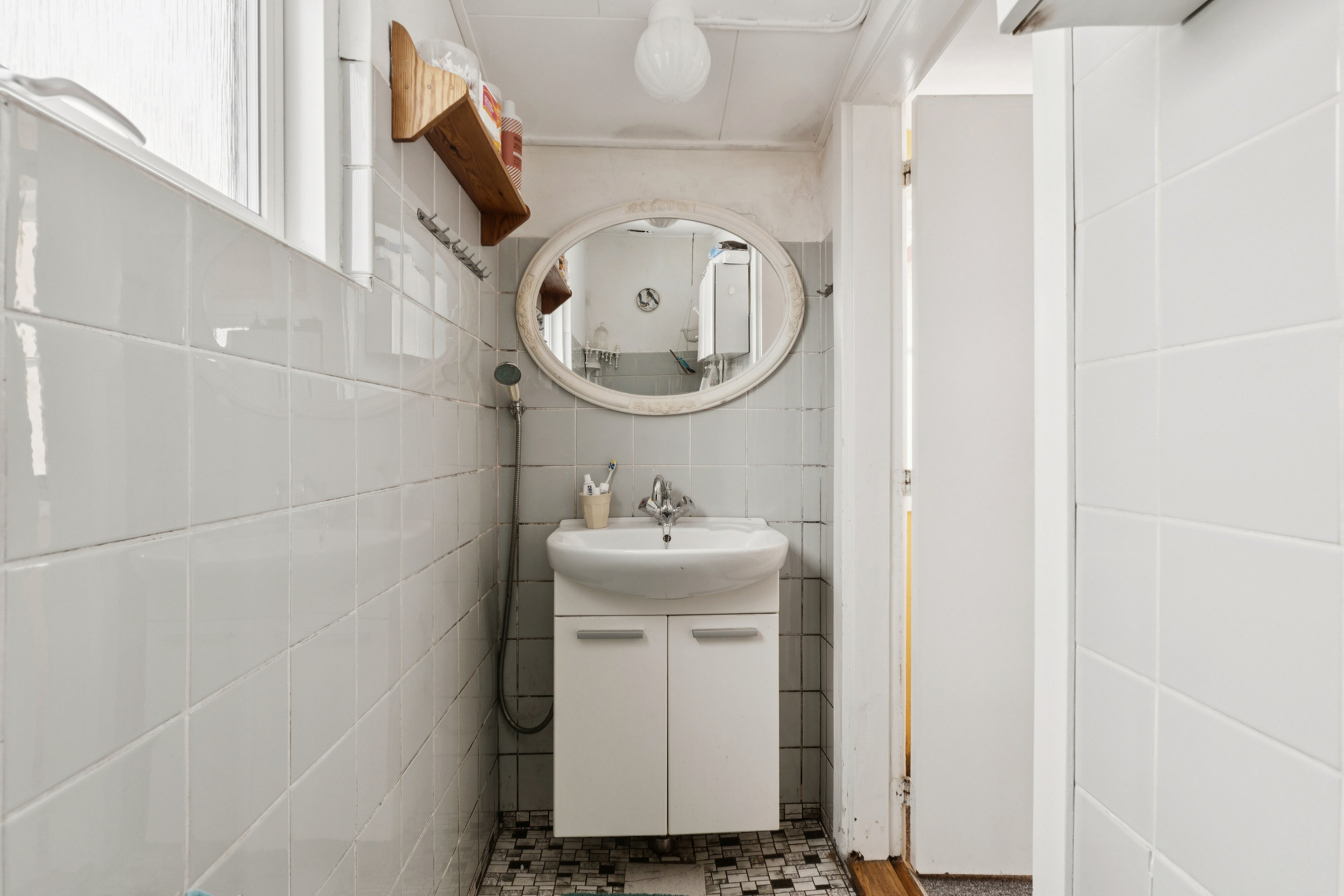 Fremhævet badeværelse billede i fuldskærmstilstand. Billede af Søndervej 34, Thurø, 5700 Svendborg