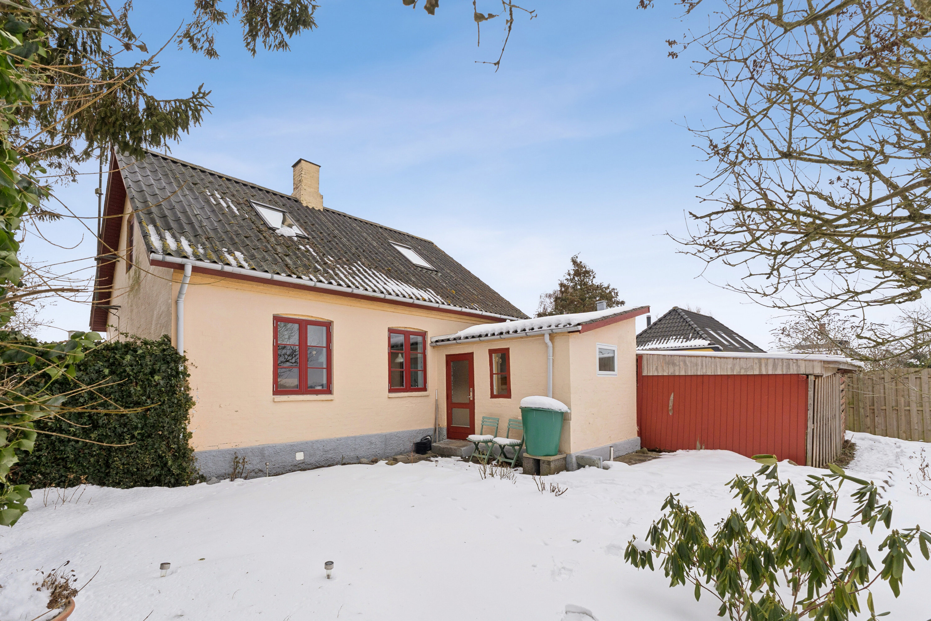 Fremhævet udendørs billede i fuldskærmstilstand. Billede af Søndervej 34, Thurø, 5700 Svendborg