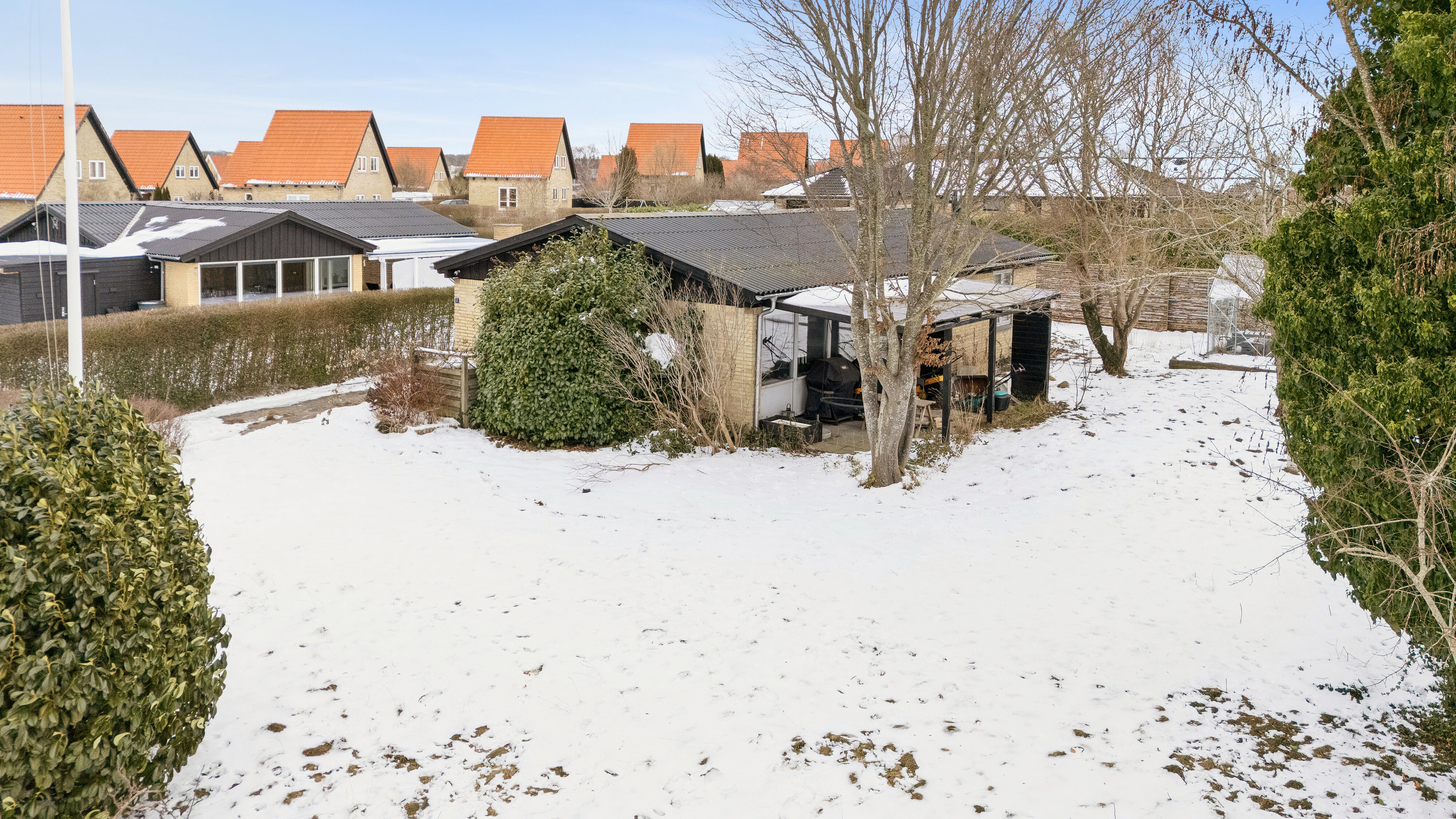 Fremhævet set fra haven billede i fuldskærmstilstand. Billede af Kærmyssevej 7, Kregme, 3300 Frederiksværk