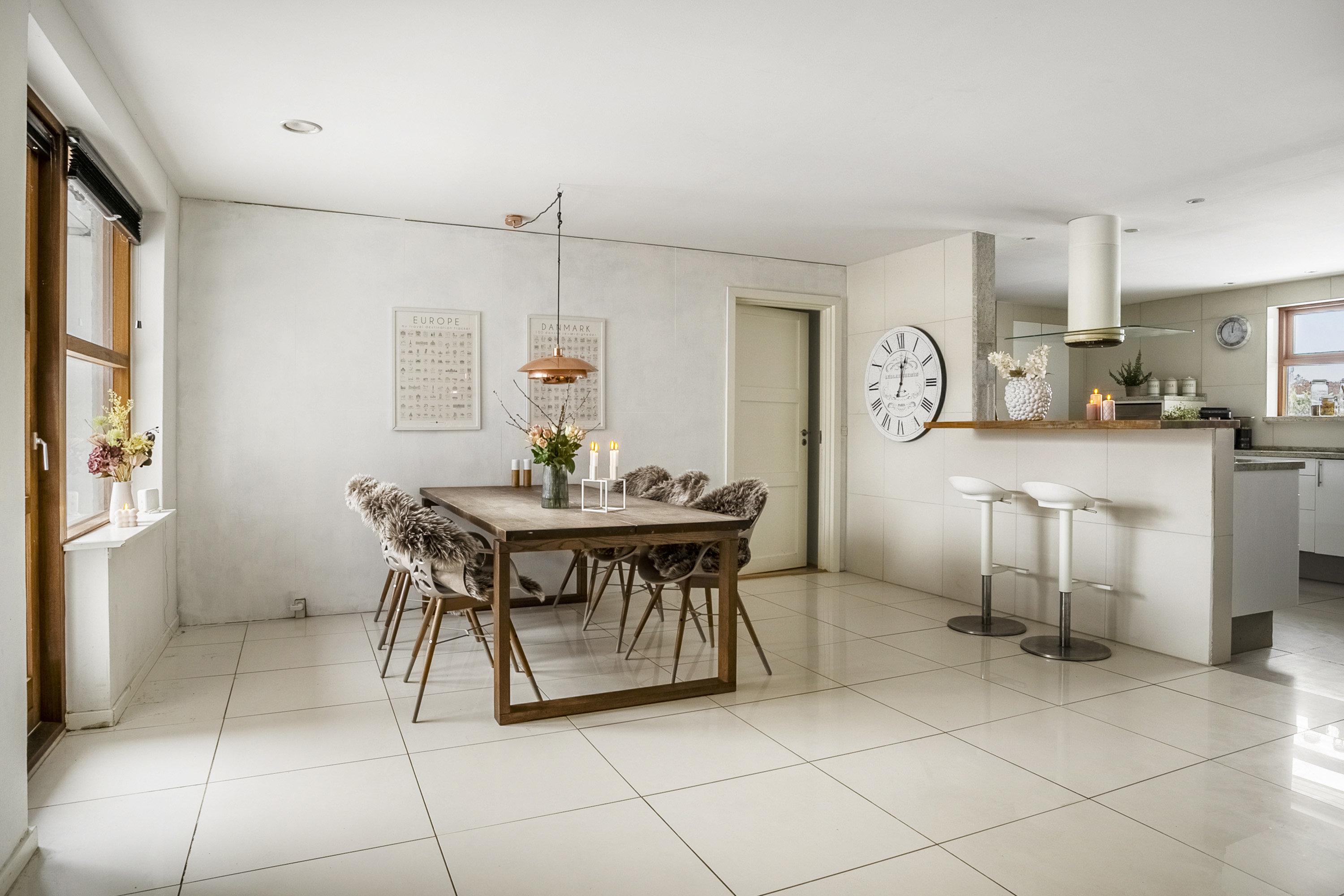 Fremhævet spisestue billede i fuldskærmstilstand. Billede af Skovgårdsvej 2, 8700 Horsens