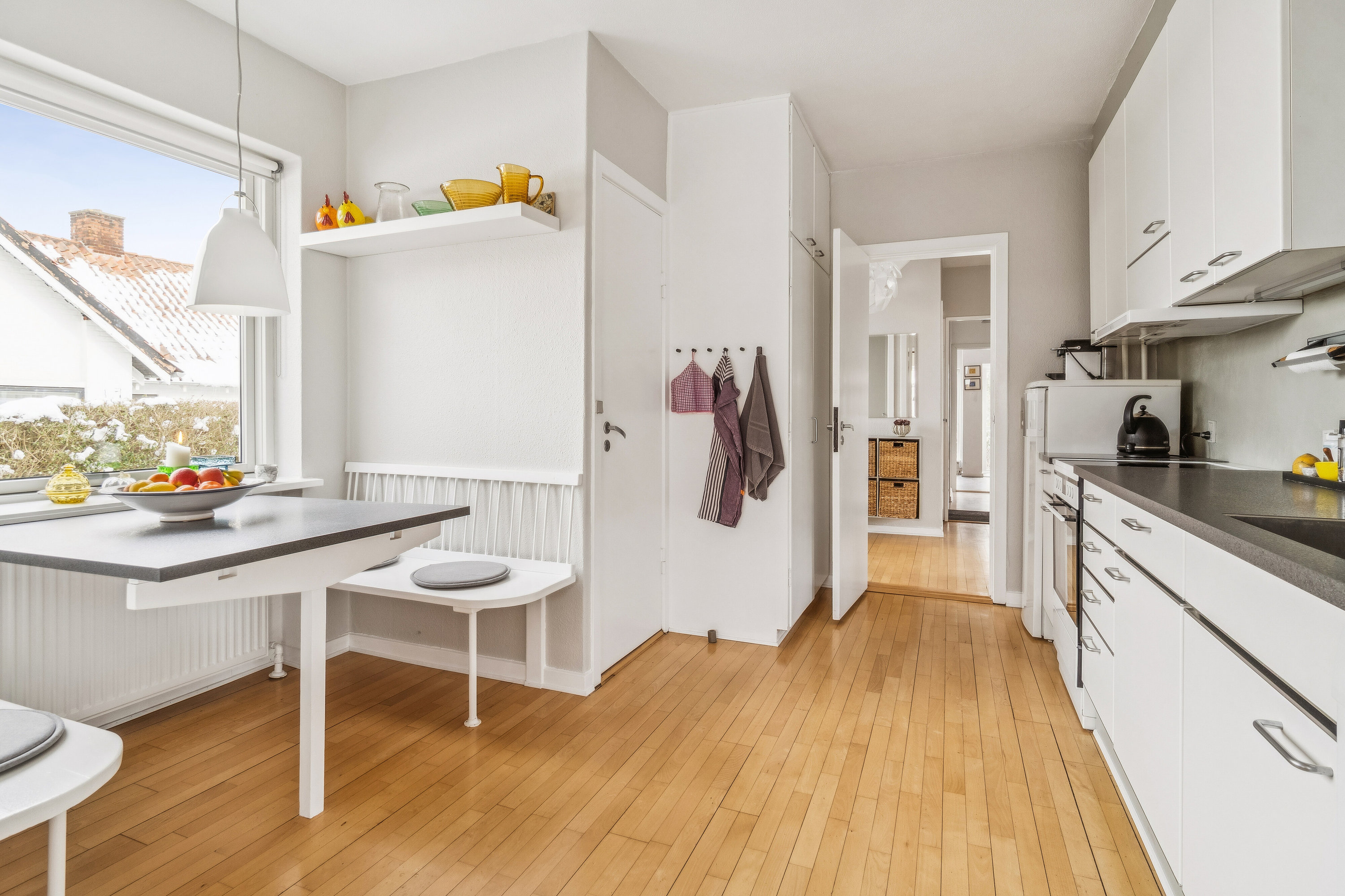 Fremhævet køkken billede i fuldskærmstilstand. Billede af Jyllands Allé 110, 8270 Højbjerg