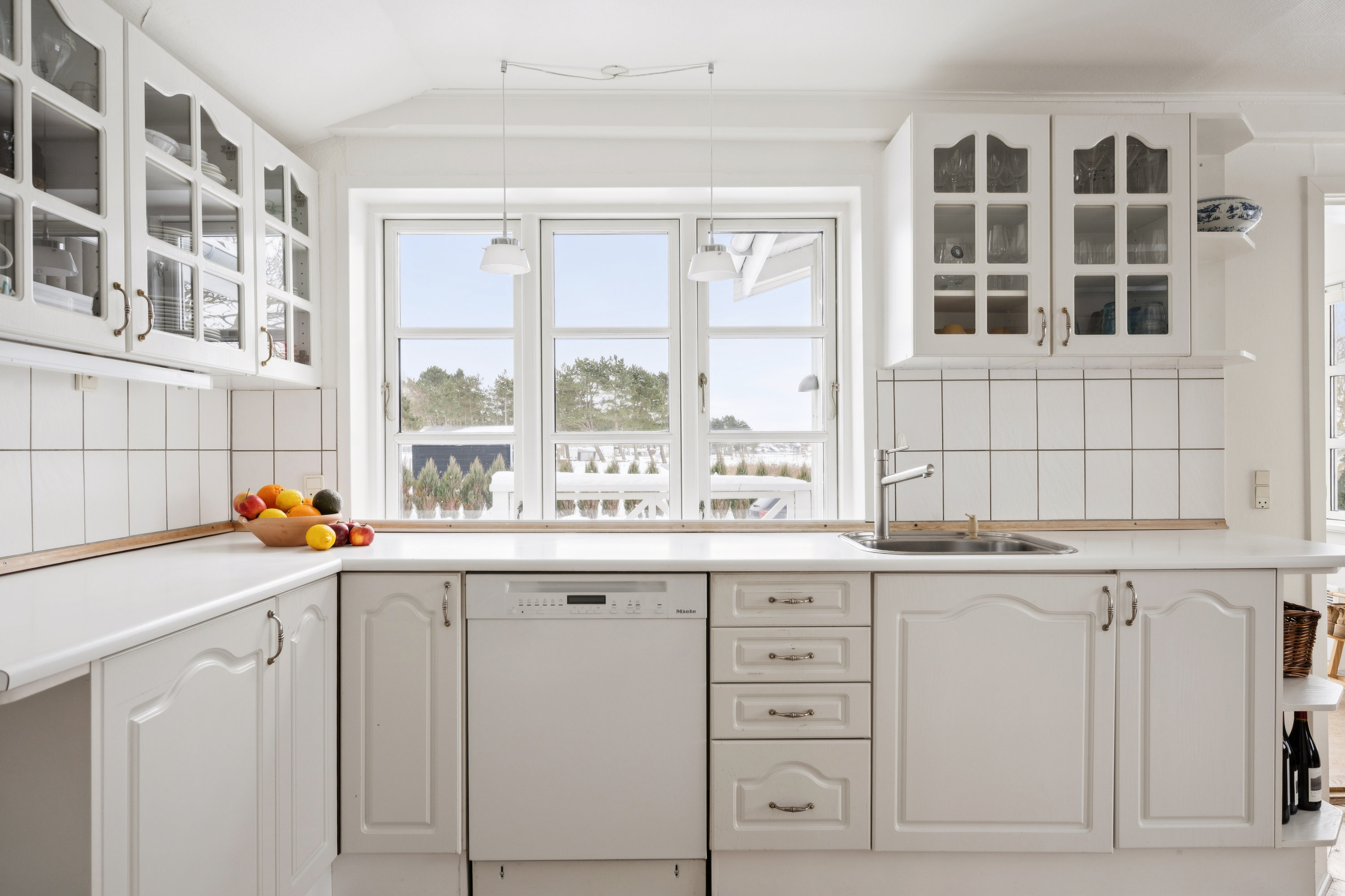 Fremhævet køkken billede i fuldskærmstilstand. Billede af Vibæk Strandvej 7, 8400 Ebeltoft