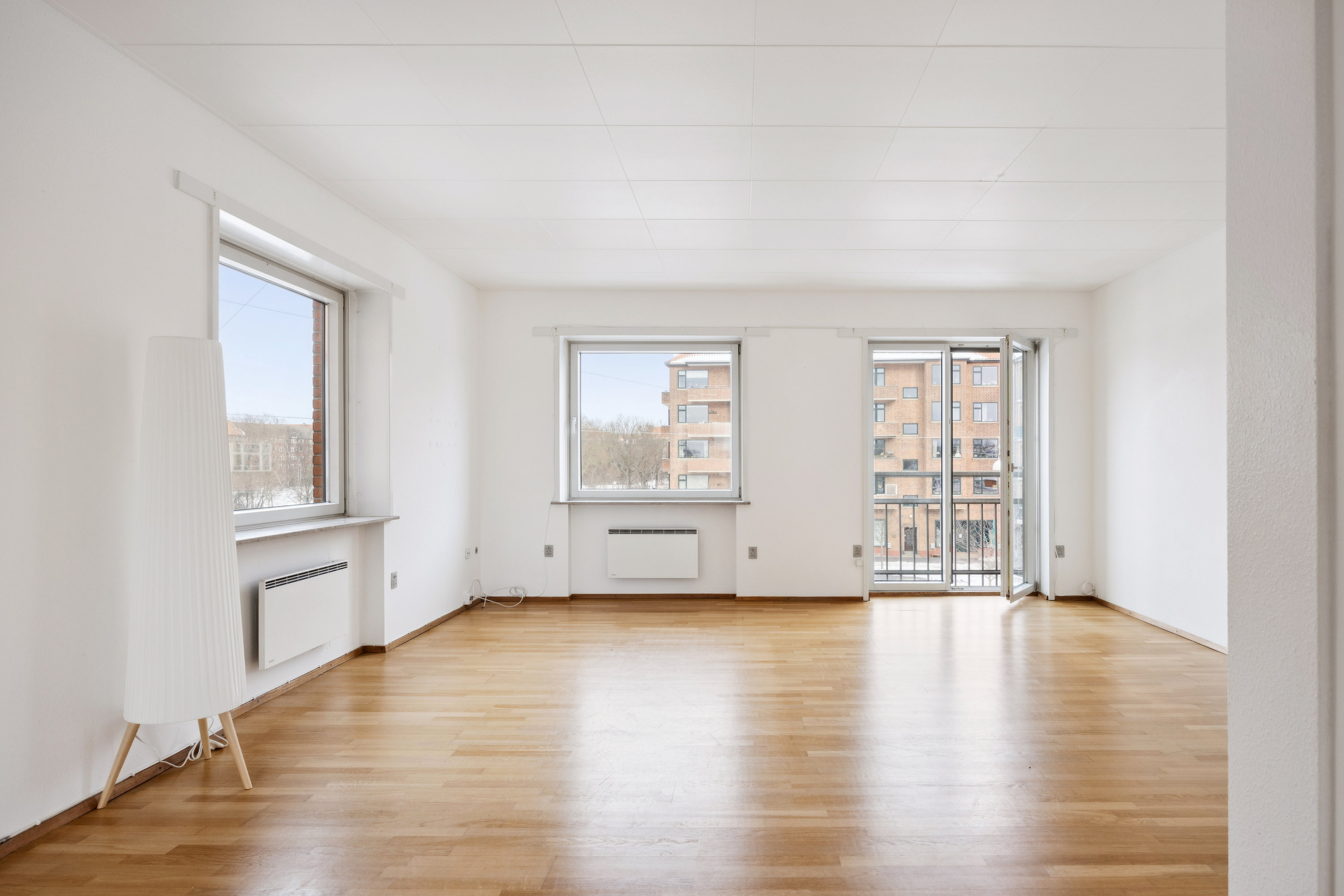 Fremhævet stue billede i fuldskærmstilstand. Billede af Peter Bangs Vej 47, 2. tv., 2000 Frederiksberg