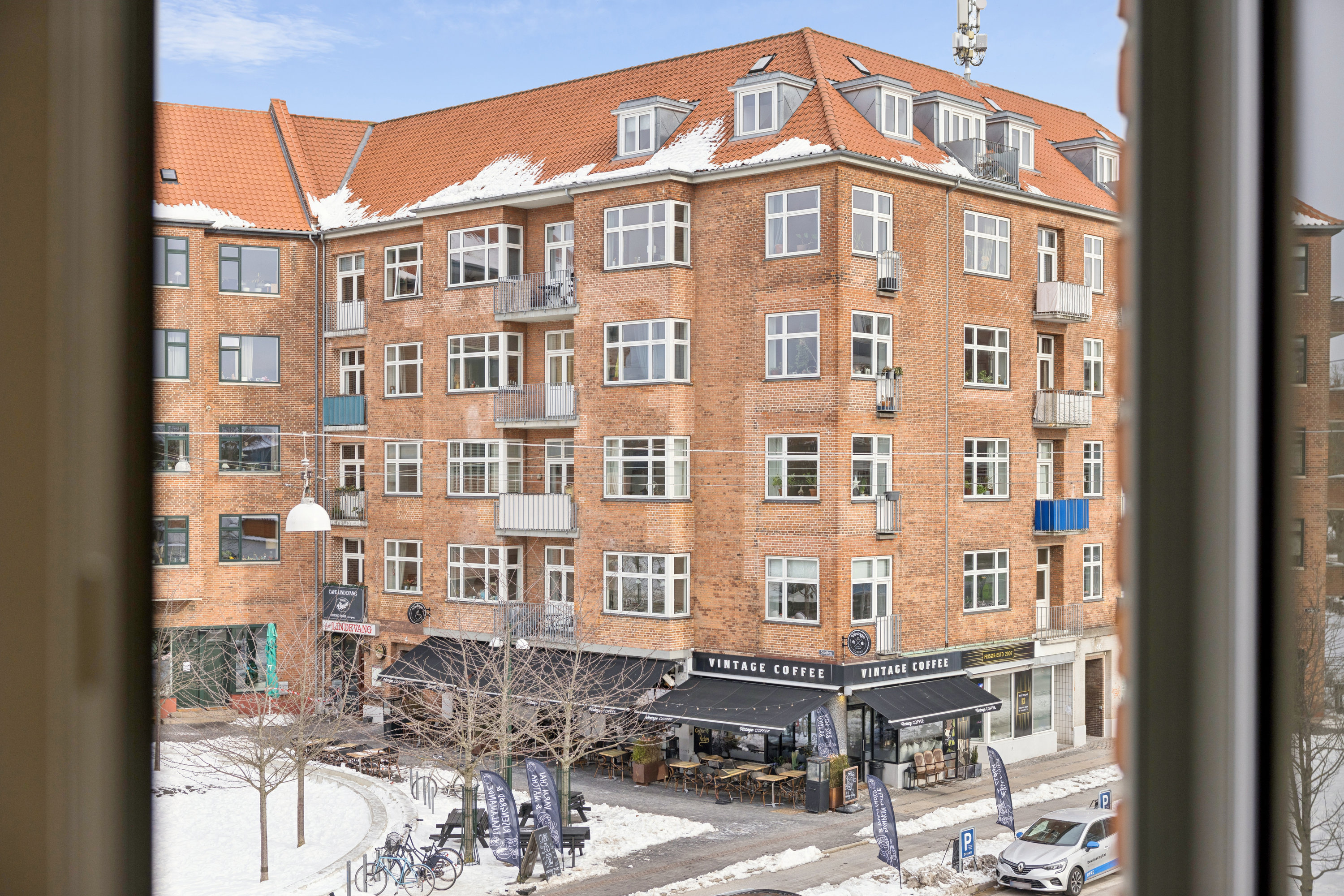 Fremhævet udsigt billede i fuldskærmstilstand. Billede af Peter Bangs Vej 47, 2. tv., 2000 Frederiksberg