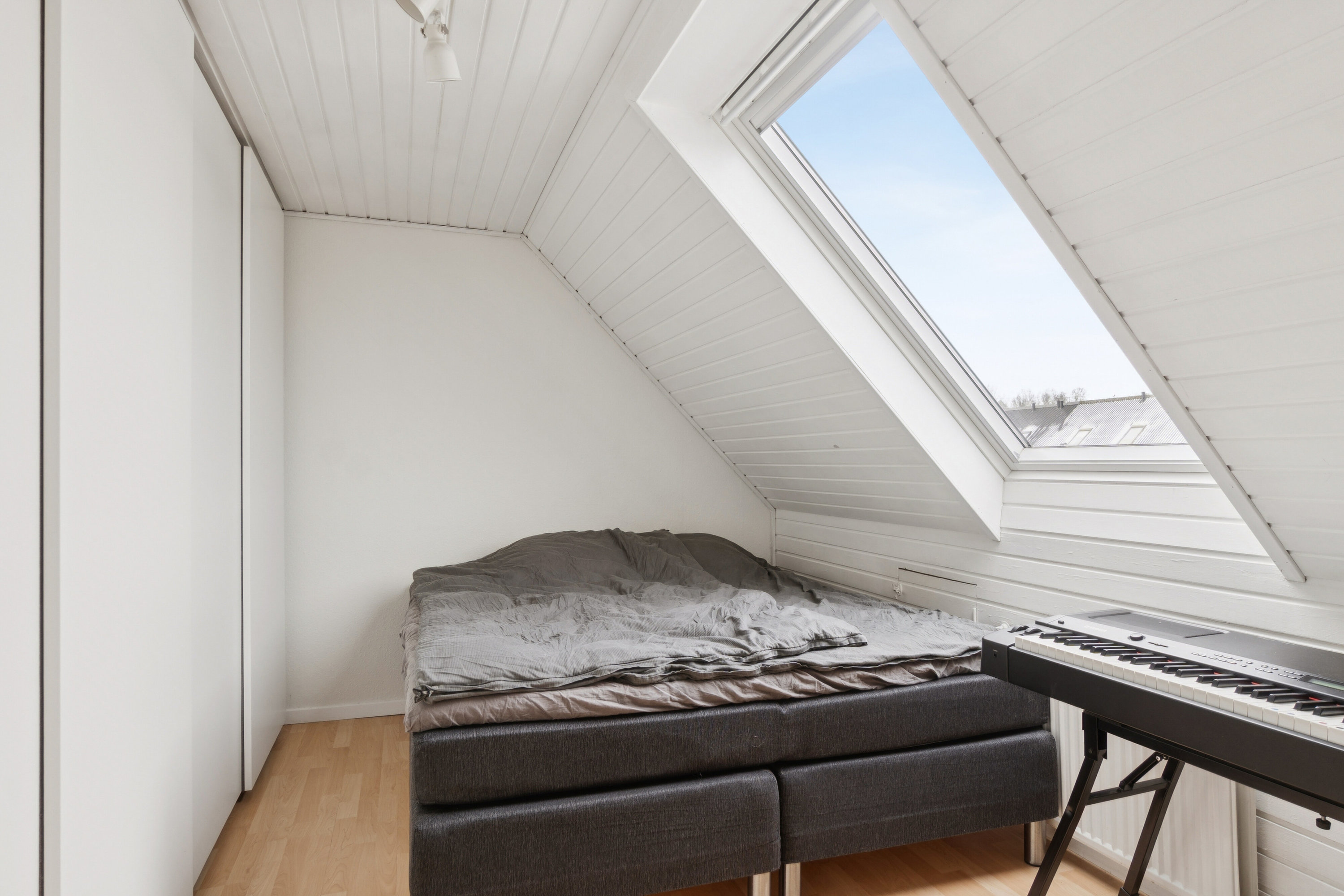 Fremhævet soveværelse billede i fuldskærmstilstand. Billede af Snedronningvej 14, 4200 Slagelse