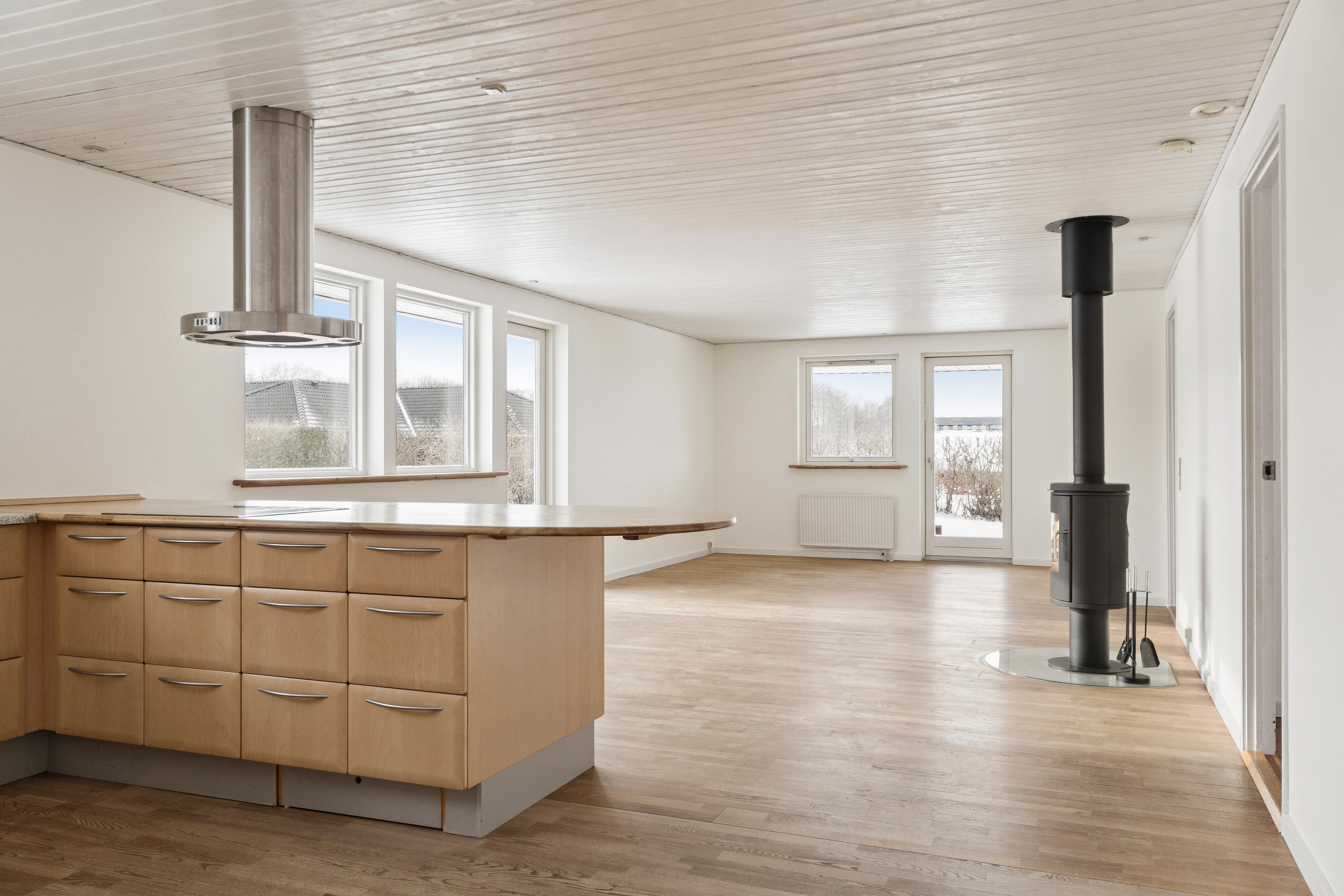 Fremhævet køkken billede i fuldskærmstilstand. Billede af Rugvænget 33, 9870 Sindal