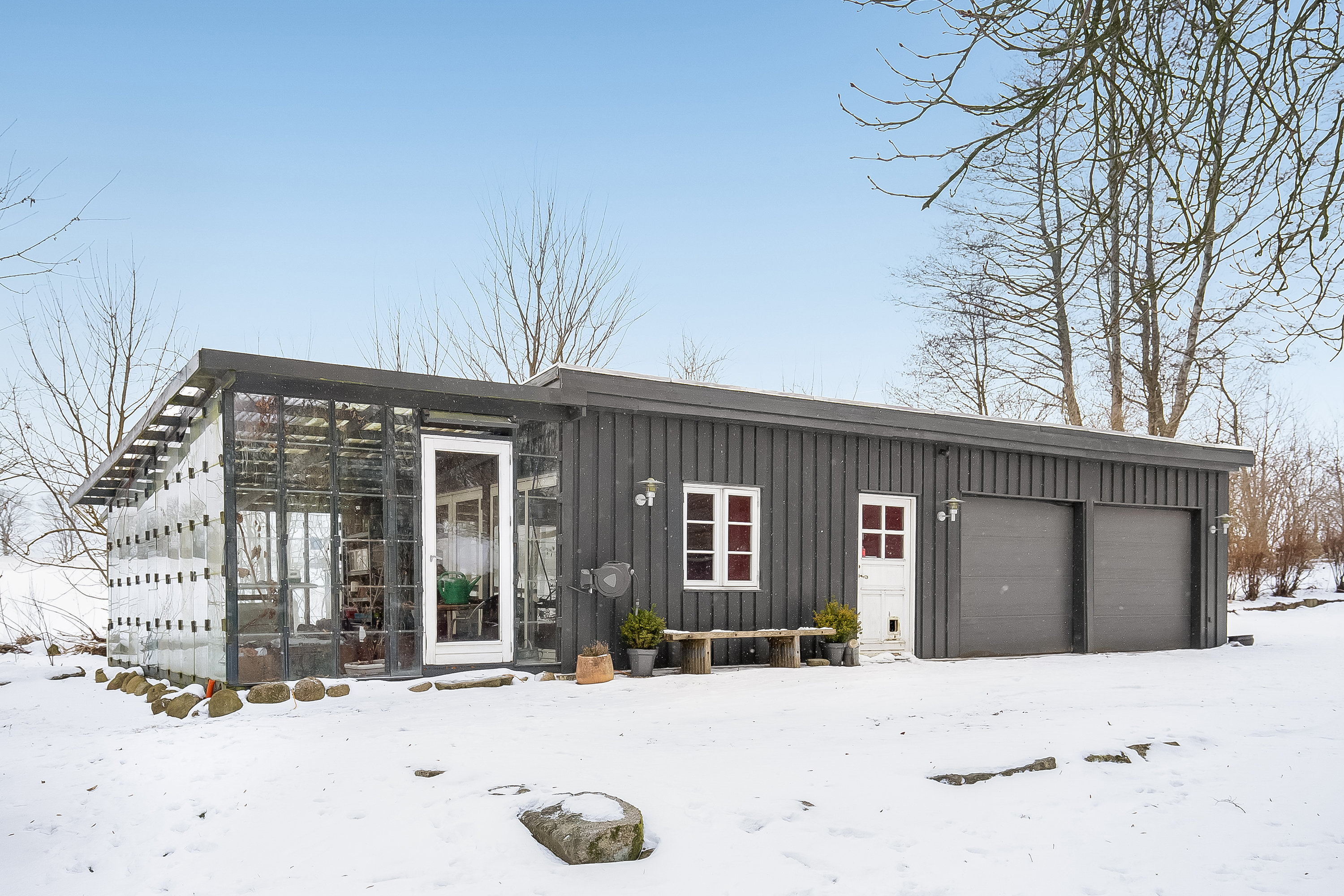 Fremhævet udhus billede i fuldskærmstilstand. Billede af Brakker Stationsvej 15, Brakker, 6040 Egtved