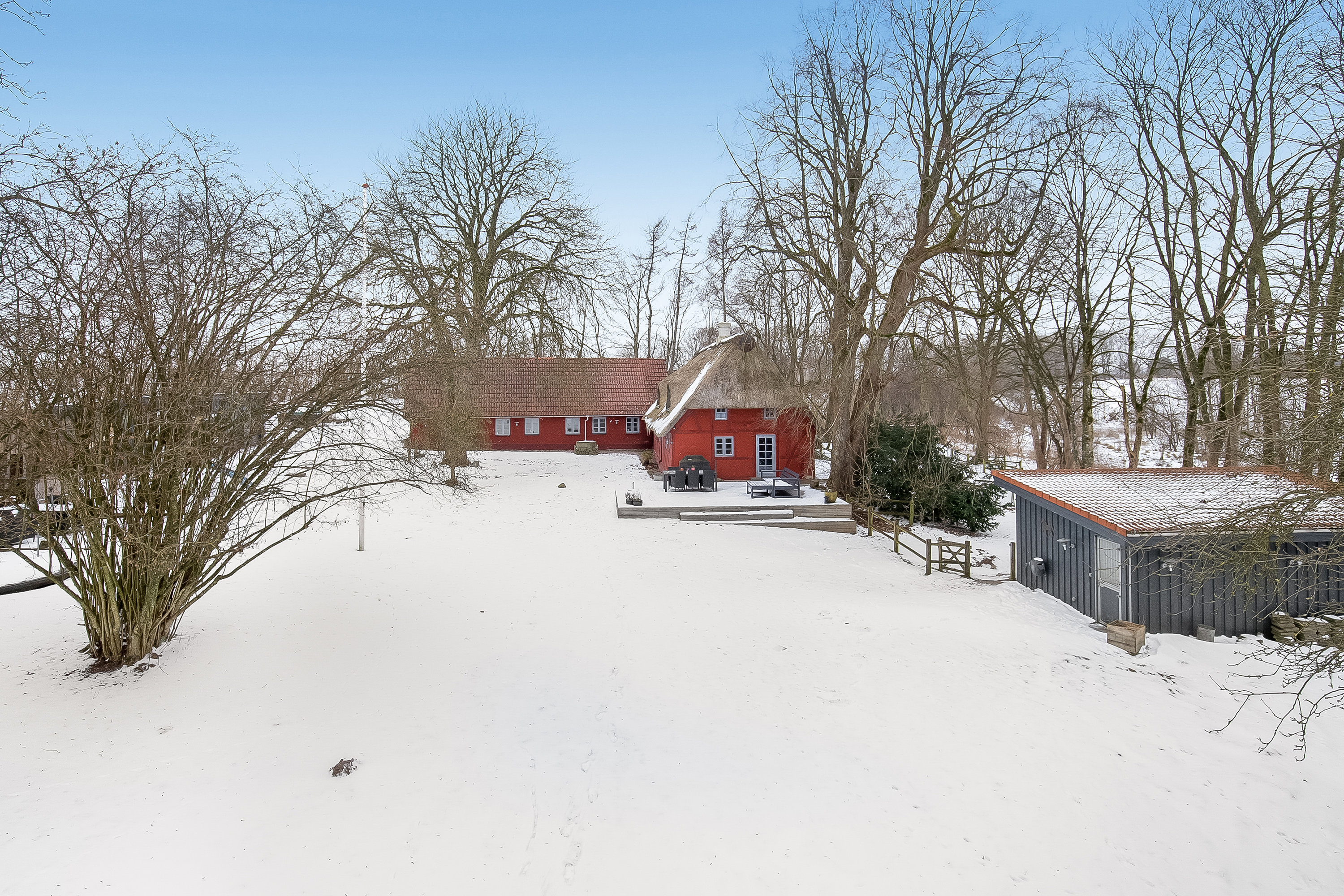 Fremhævet mastefoto billede i fuldskærmstilstand. Billede af Brakker Stationsvej 15, Brakker, 6040 Egtved