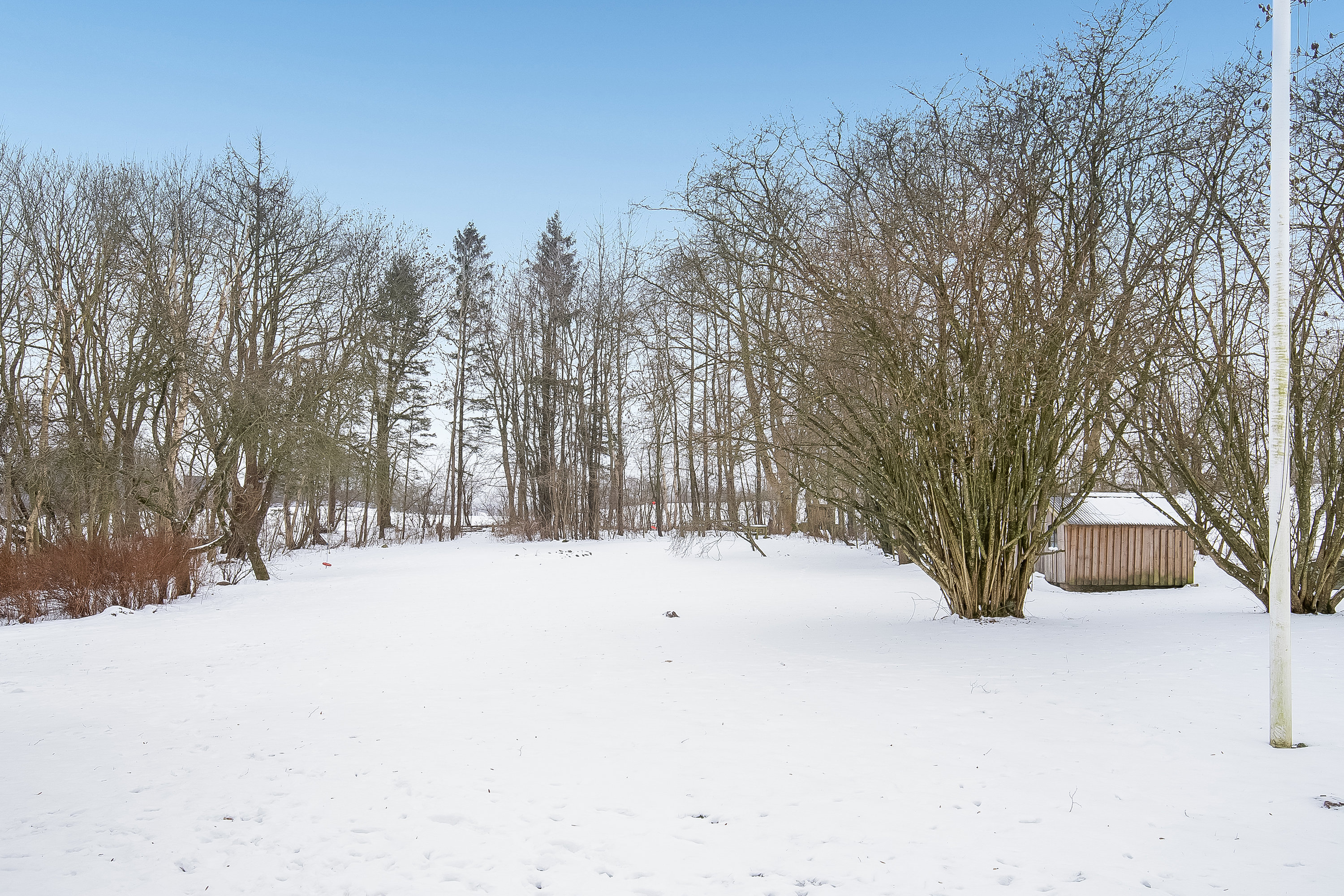Fremhævet have billede i fuldskærmstilstand. Billede af Brakker Stationsvej 15, Brakker, 6040 Egtved