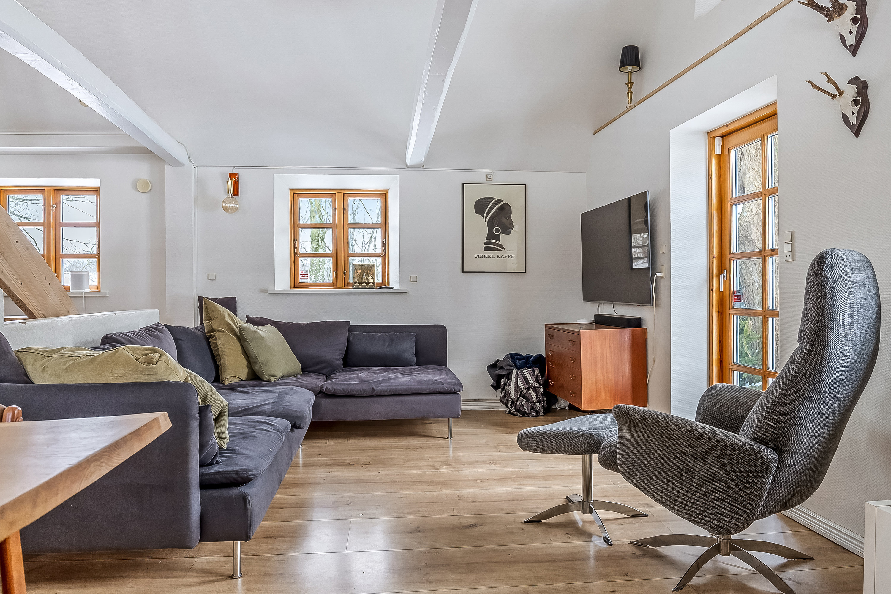 Fremhævet stue billede i fuldskærmstilstand. Billede af Brakker Stationsvej 15, Brakker, 6040 Egtved