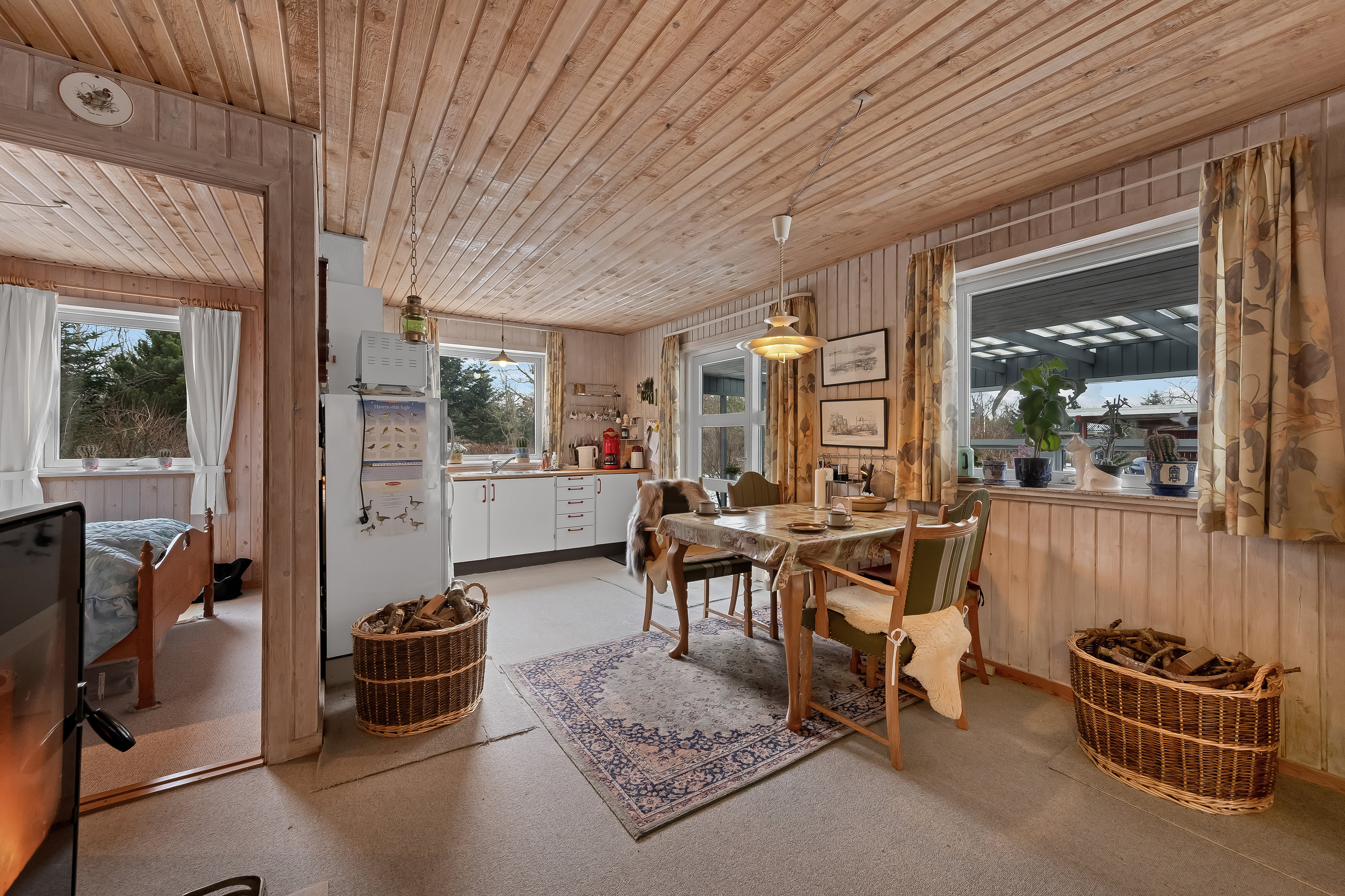 Fremhævet køkken-alrum billede i fuldskærmstilstand. Billede af Gyvelvej 31, Stauning, 6900 Skjern