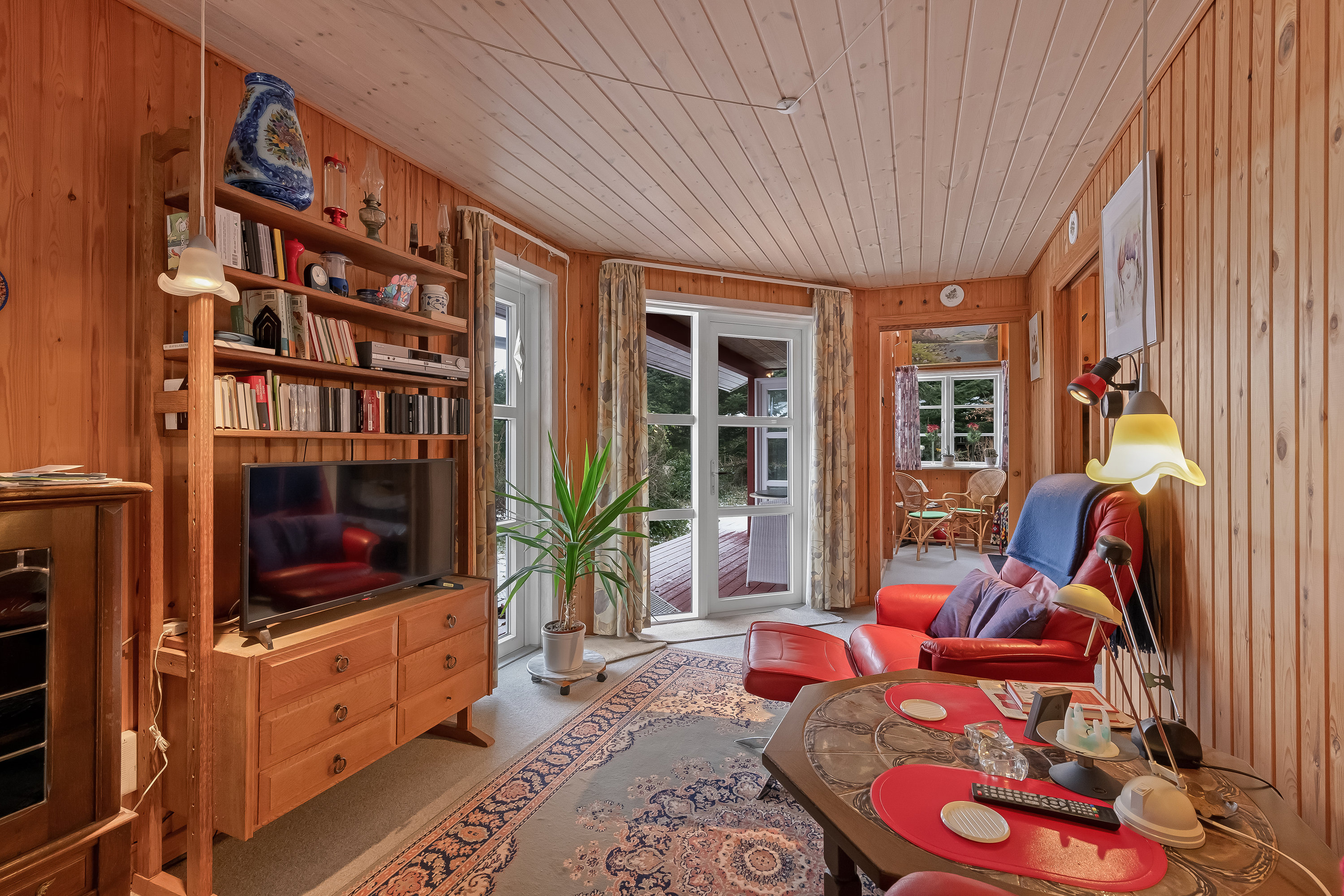 Fremhævet stue billede i fuldskærmstilstand. Billede af Gyvelvej 31, Stauning, 6900 Skjern