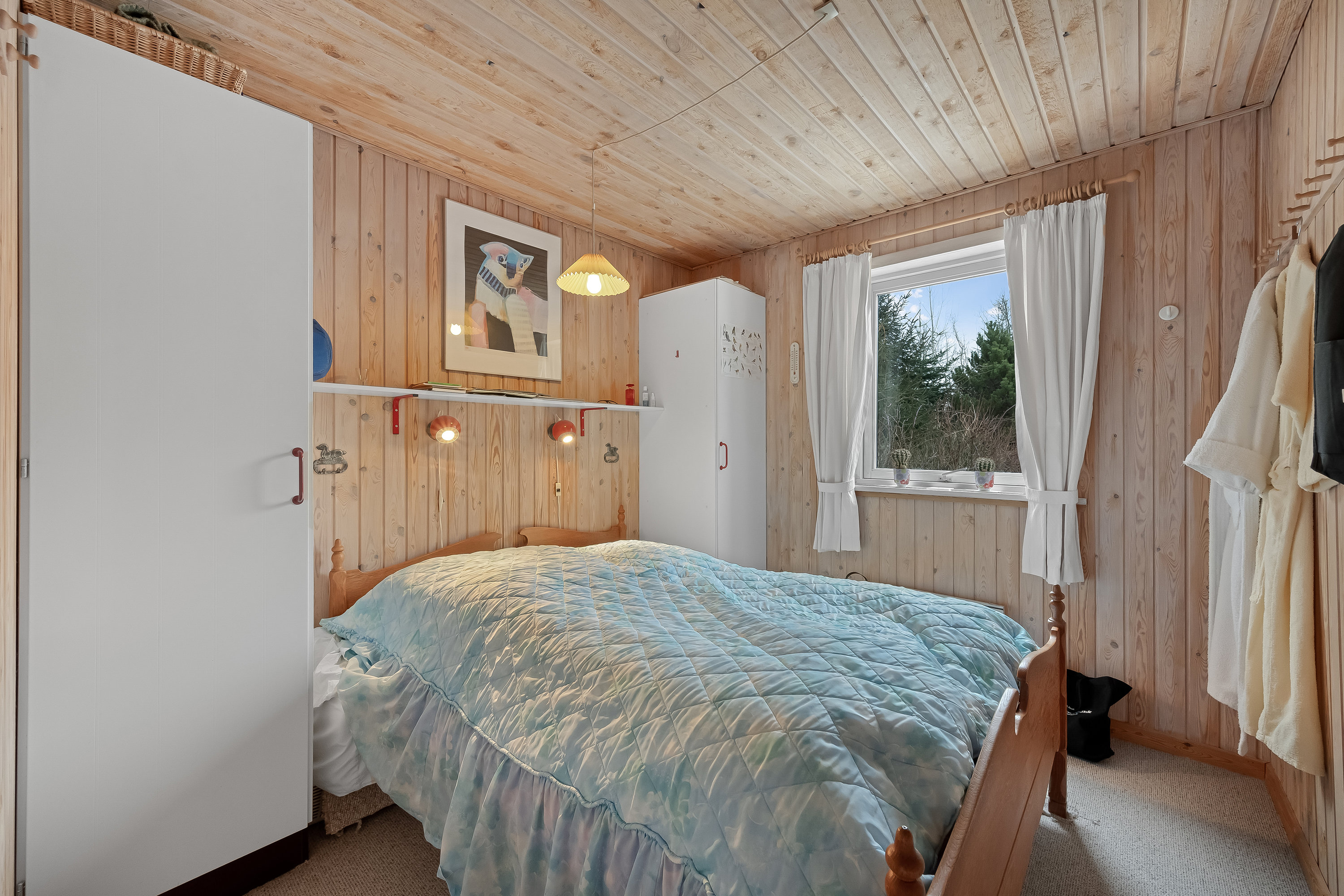 Fremhævet soveværelse billede i fuldskærmstilstand. Billede af Gyvelvej 31, Stauning, 6900 Skjern