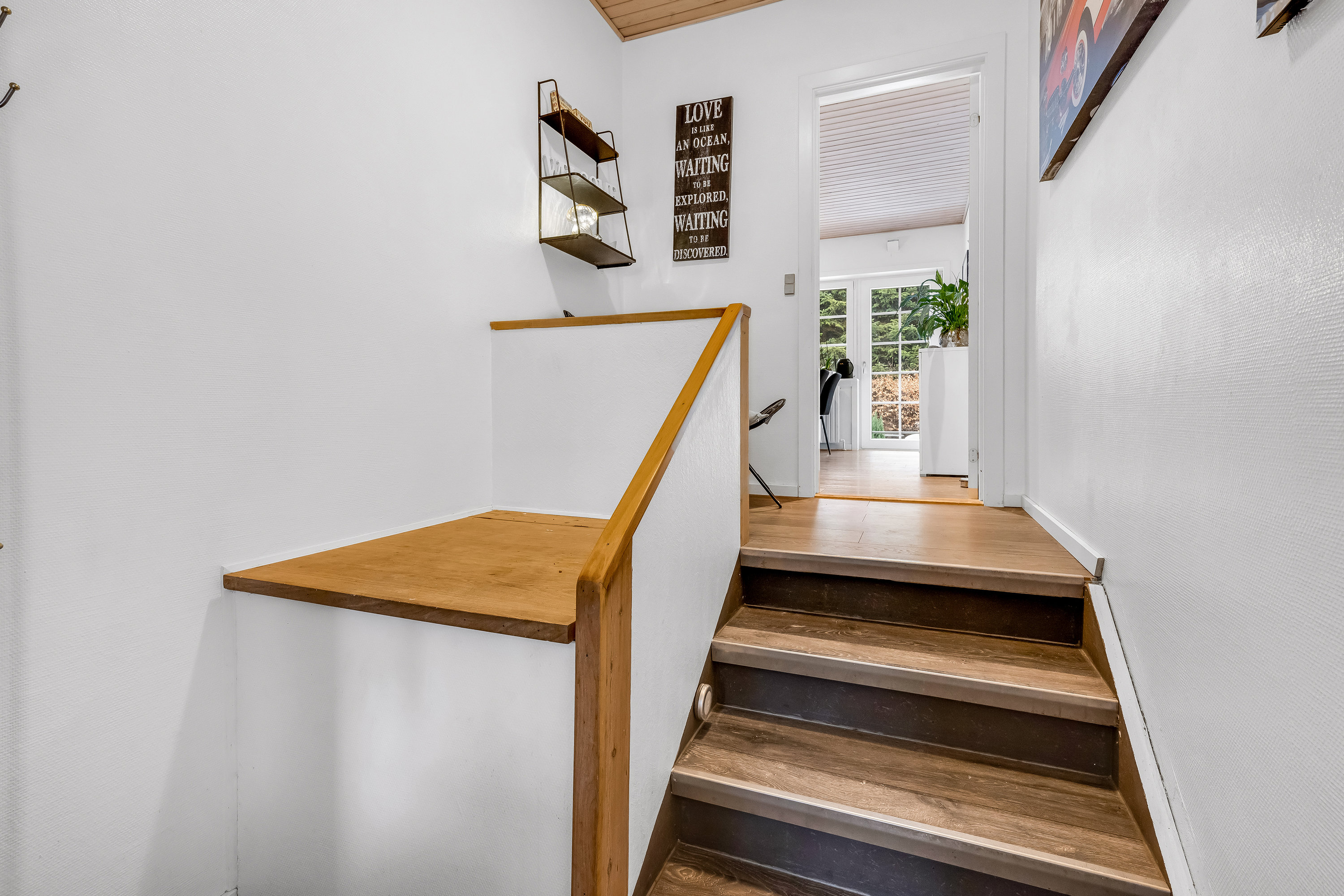 Fremhævet trappe billede i fuldskærmstilstand. Billede af Blåkildevej 1, 6880 Tarm