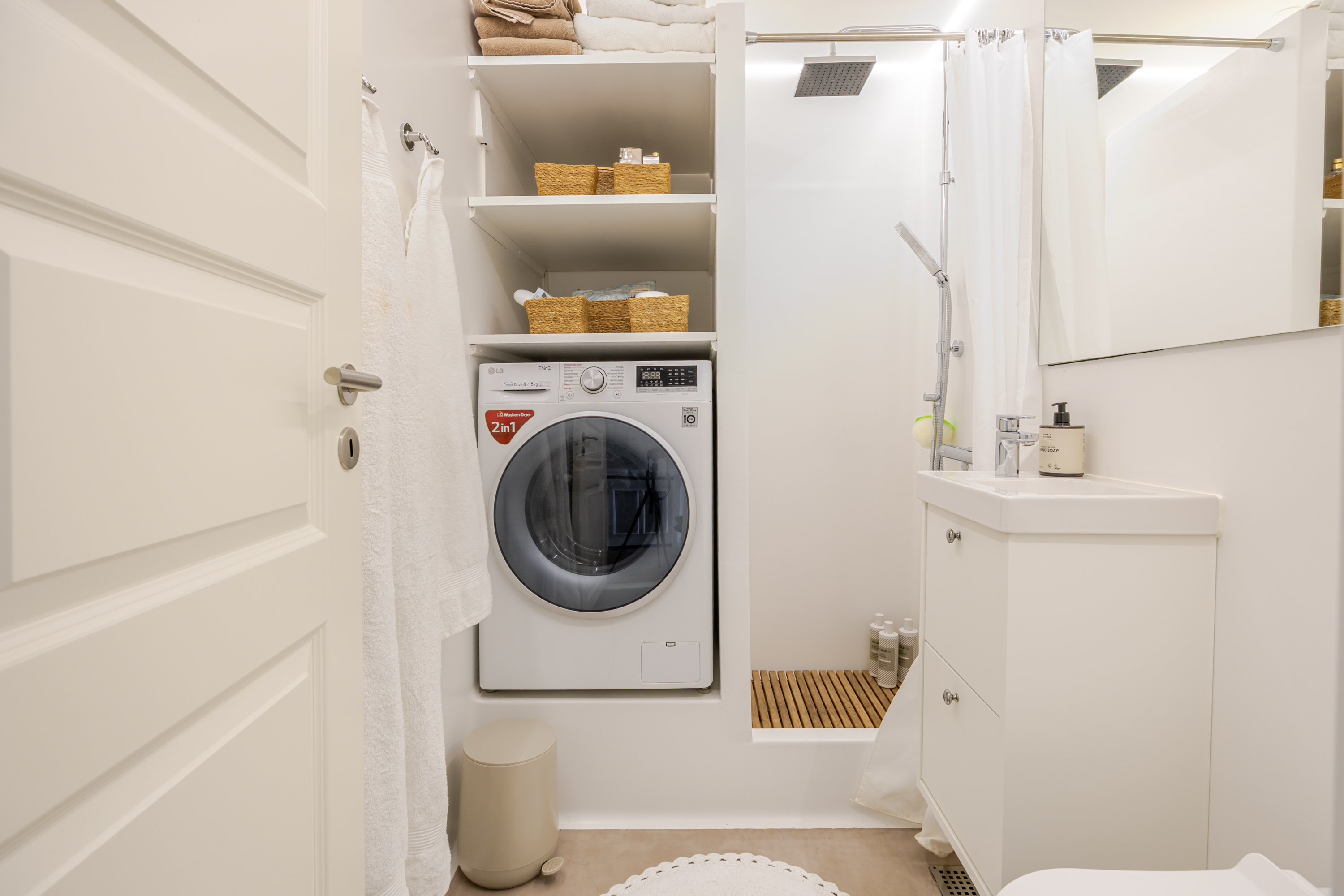 Fremhævet badeværelse billede i fuldskærmstilstand. Billede af Peter Ipsens Allé 1, 4. 19., 2400 København NV