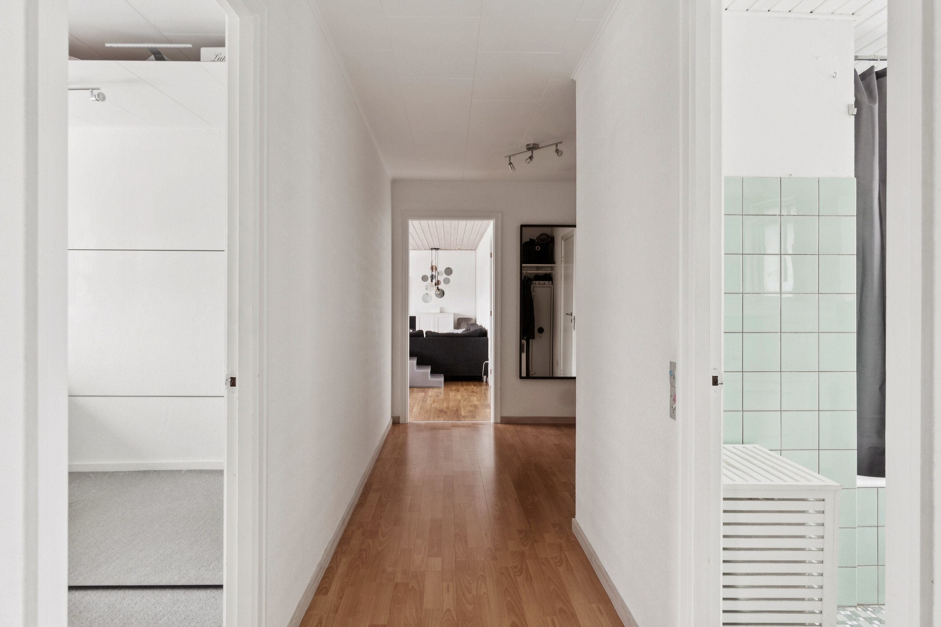 Fremhævet gang billede i fuldskærmstilstand. Billede af Møllemarksvej 8, 4291 Ruds Vedby