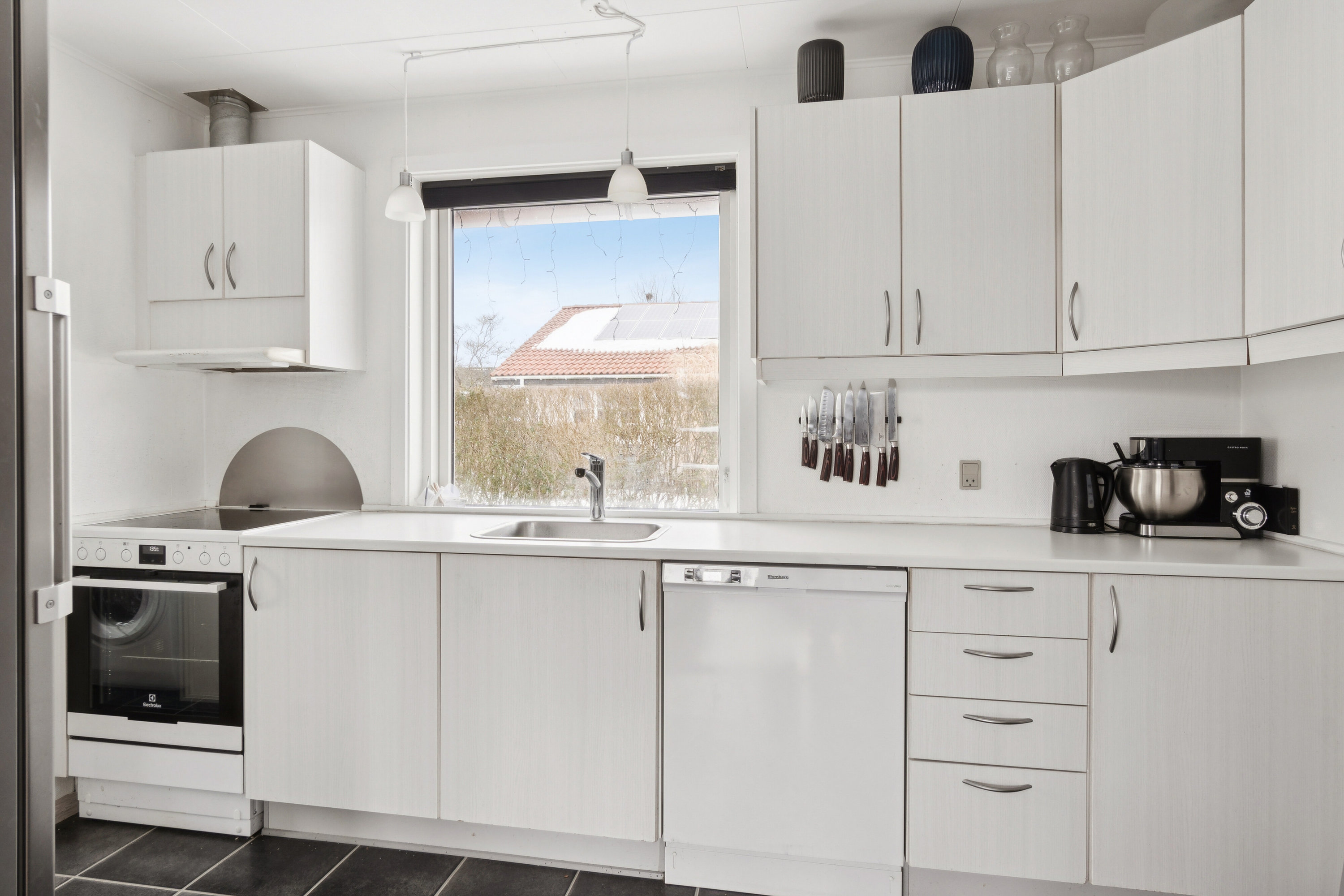 Fremhævet køkken billede i fuldskærmstilstand. Billede af Møllemarksvej 8, 4291 Ruds Vedby