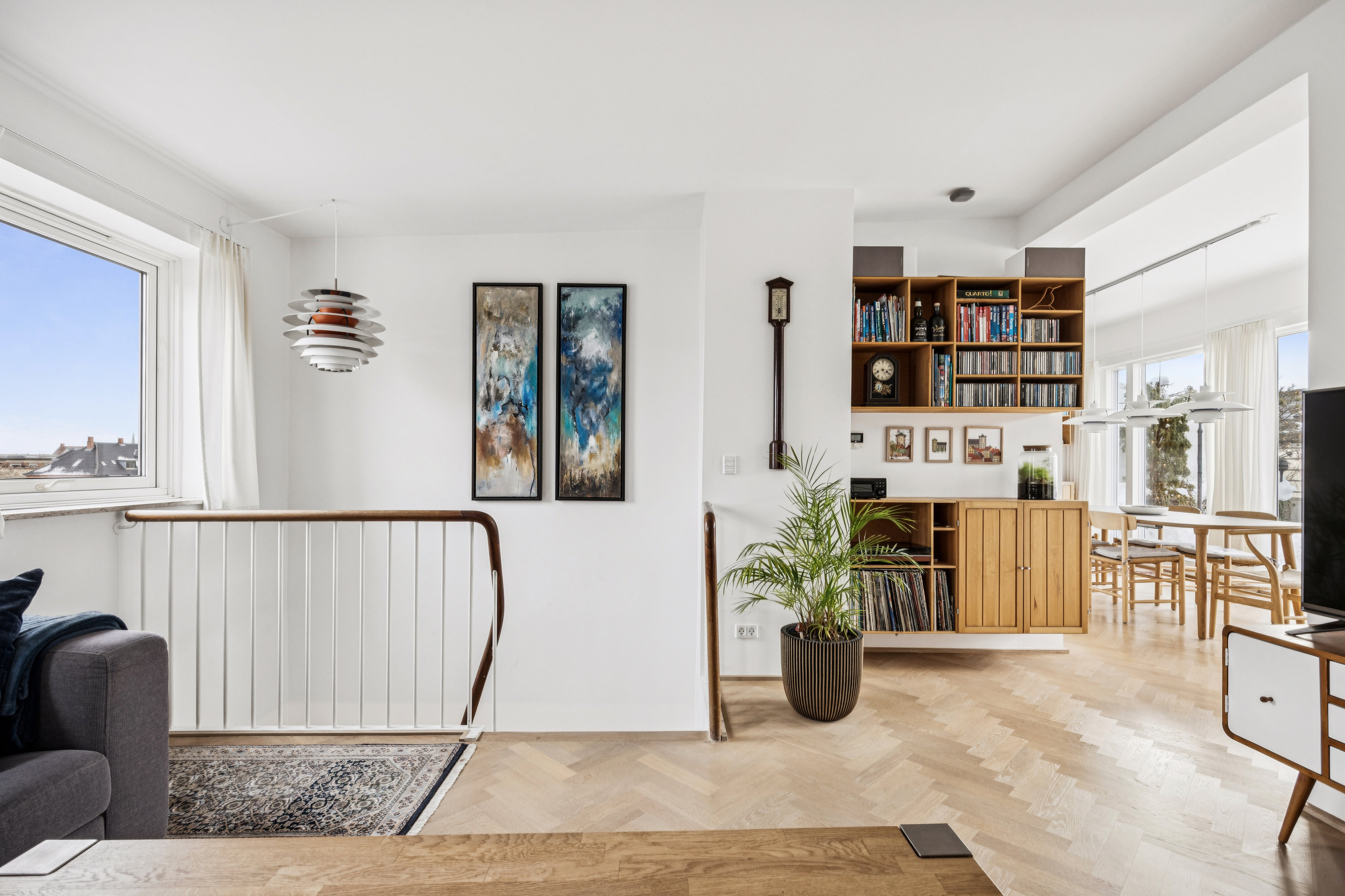 Fremhævet stue billede i fuldskærmstilstand. Billede af Bianco Lunos Alle 8, 4. th., 1868 Frederiksberg C