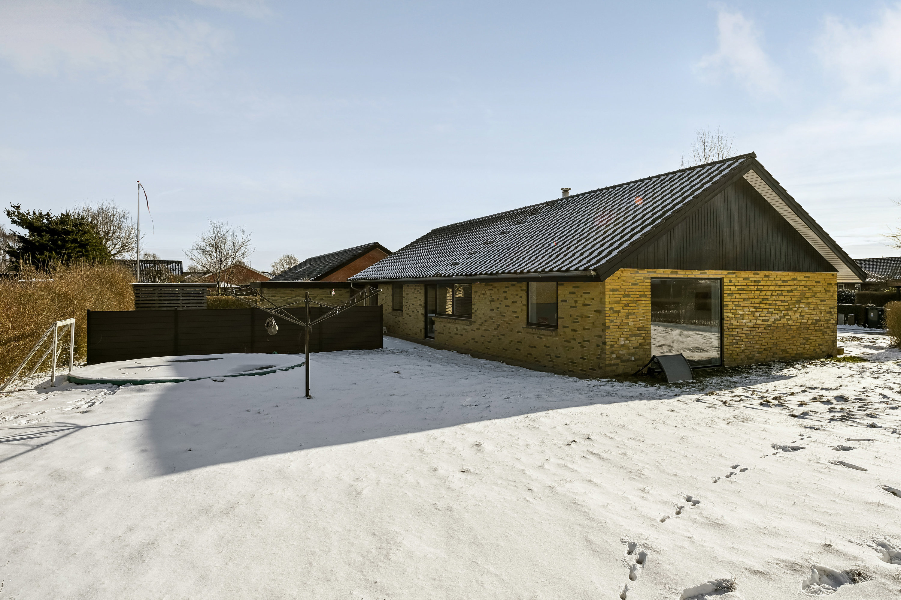 Fremhævet ejendommen billede i fuldskærmstilstand. Billede af Sønderkær 242, 7190 Billund