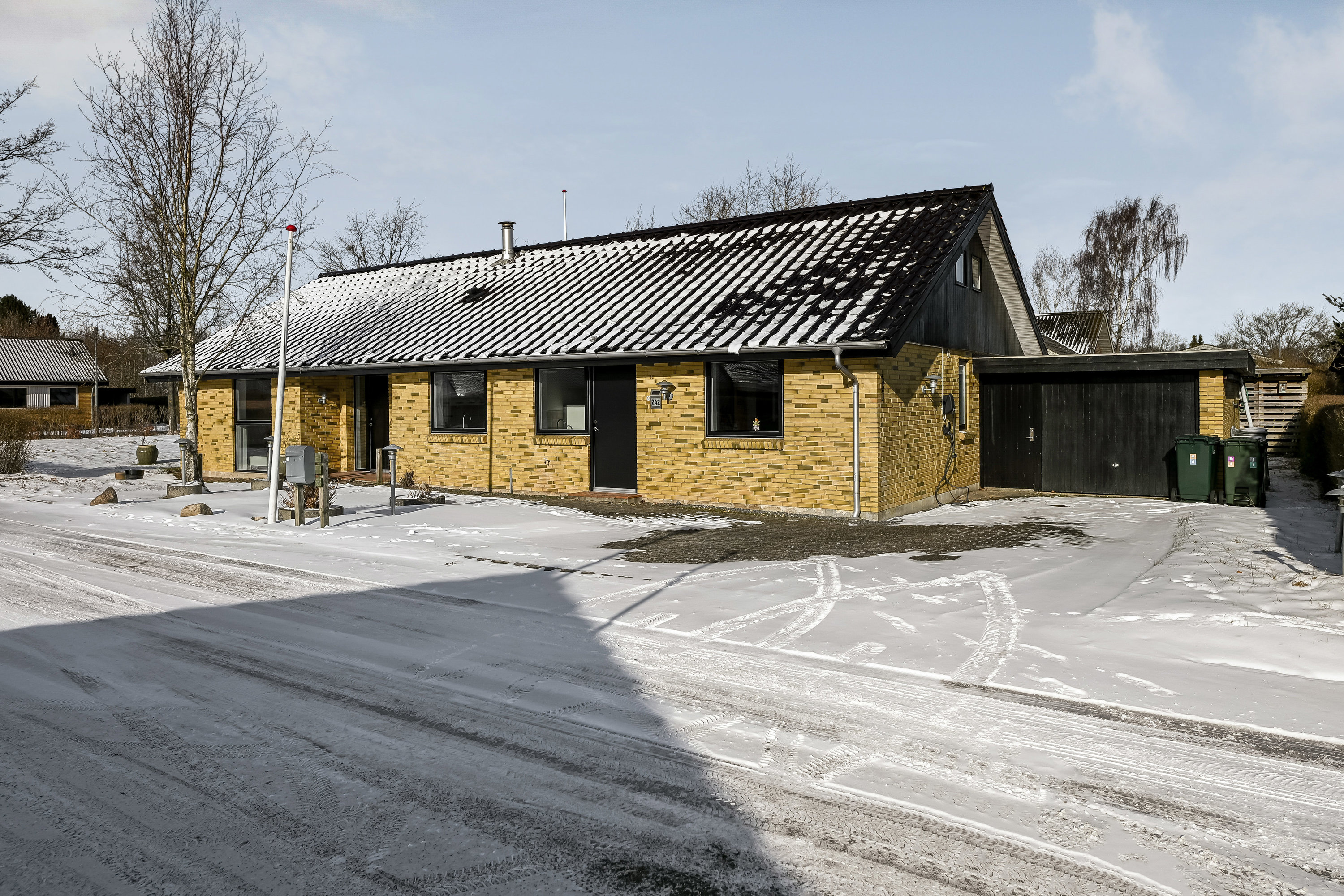 Fremhævet ejendommen billede i fuldskærmstilstand. Billede af Sønderkær 242, 7190 Billund