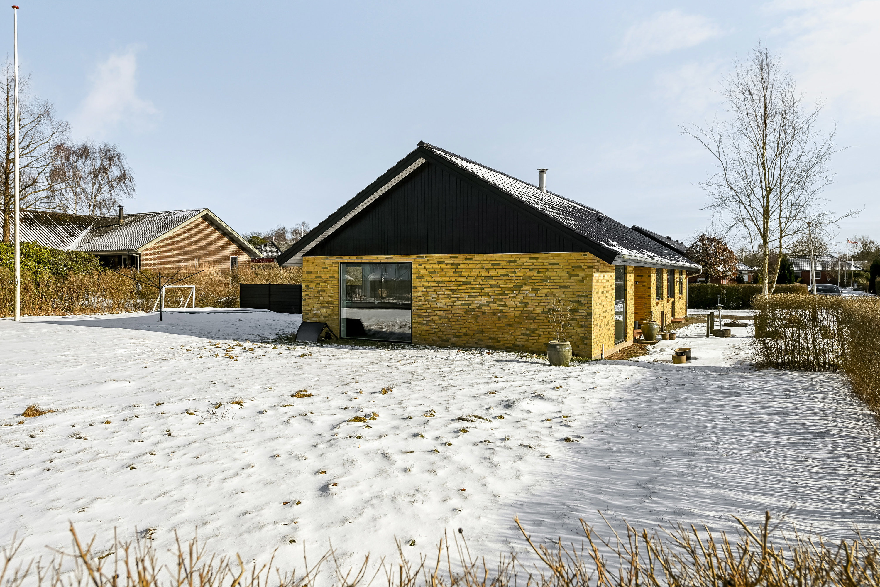 Fremhævet ejendommen billede i fuldskærmstilstand. Billede af Sønderkær 242, 7190 Billund